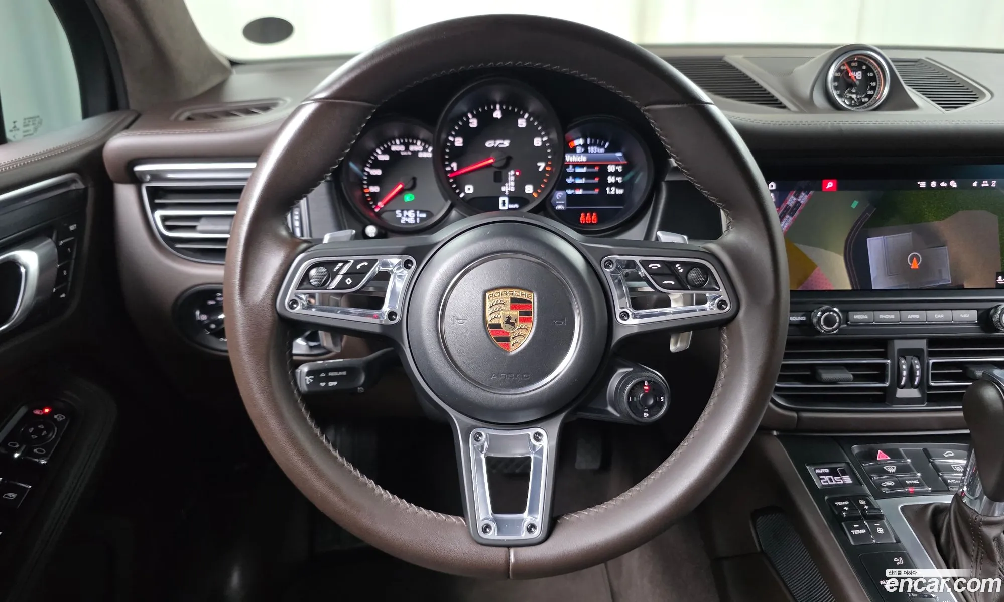 Porsche Macan 2020 WP1AG2959LLB65198 — 3