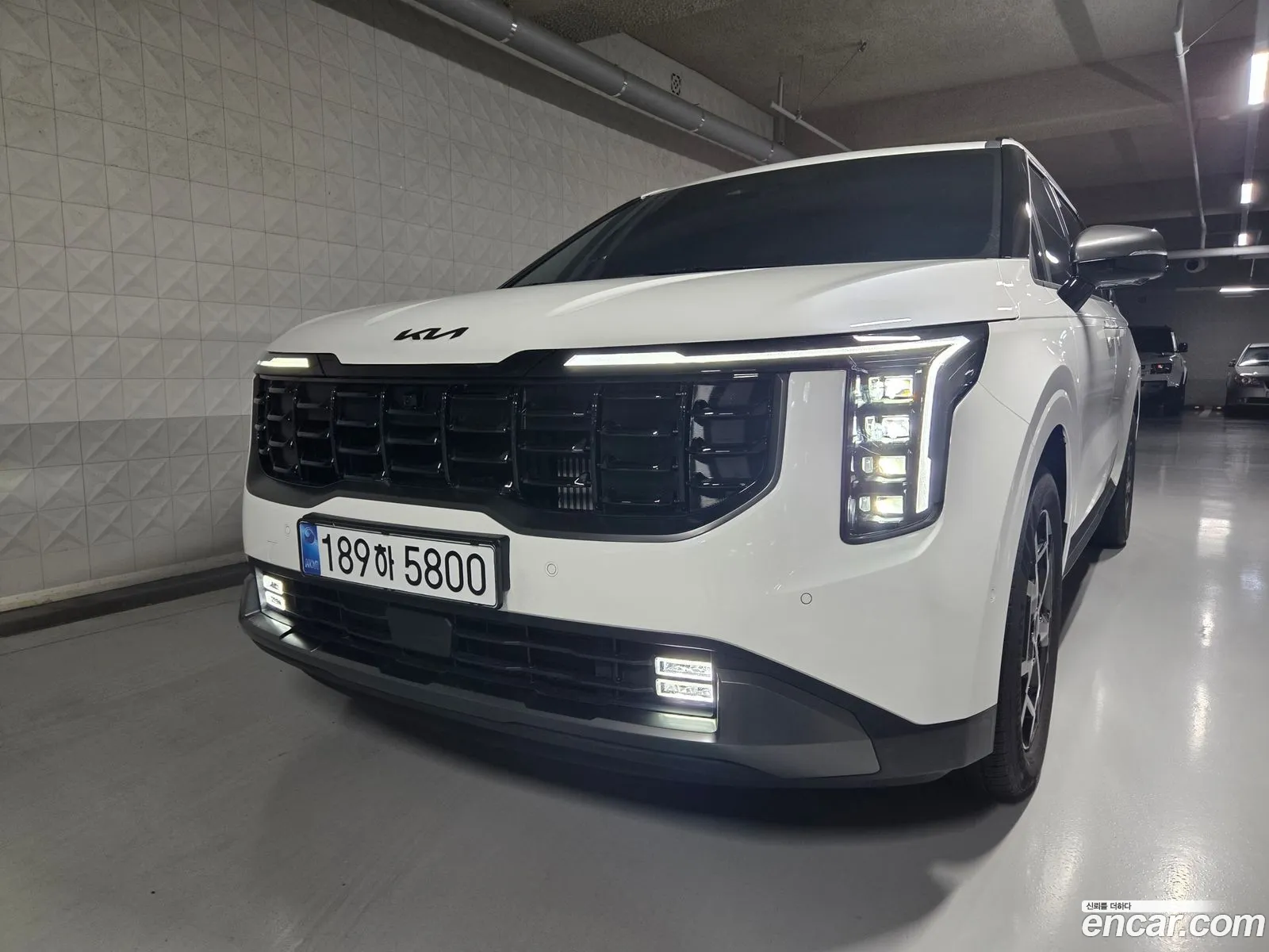 Kia Carnival 2025 — 10