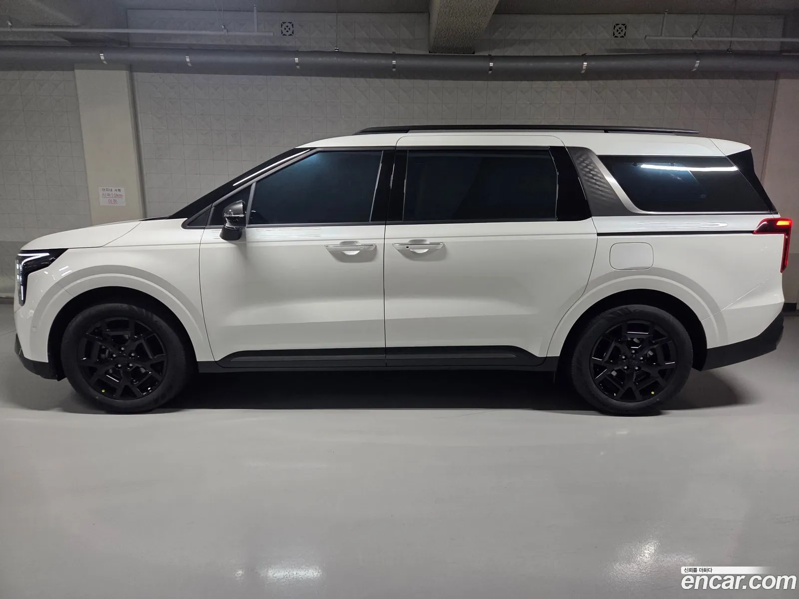 Kia Carnival 2025 — 13