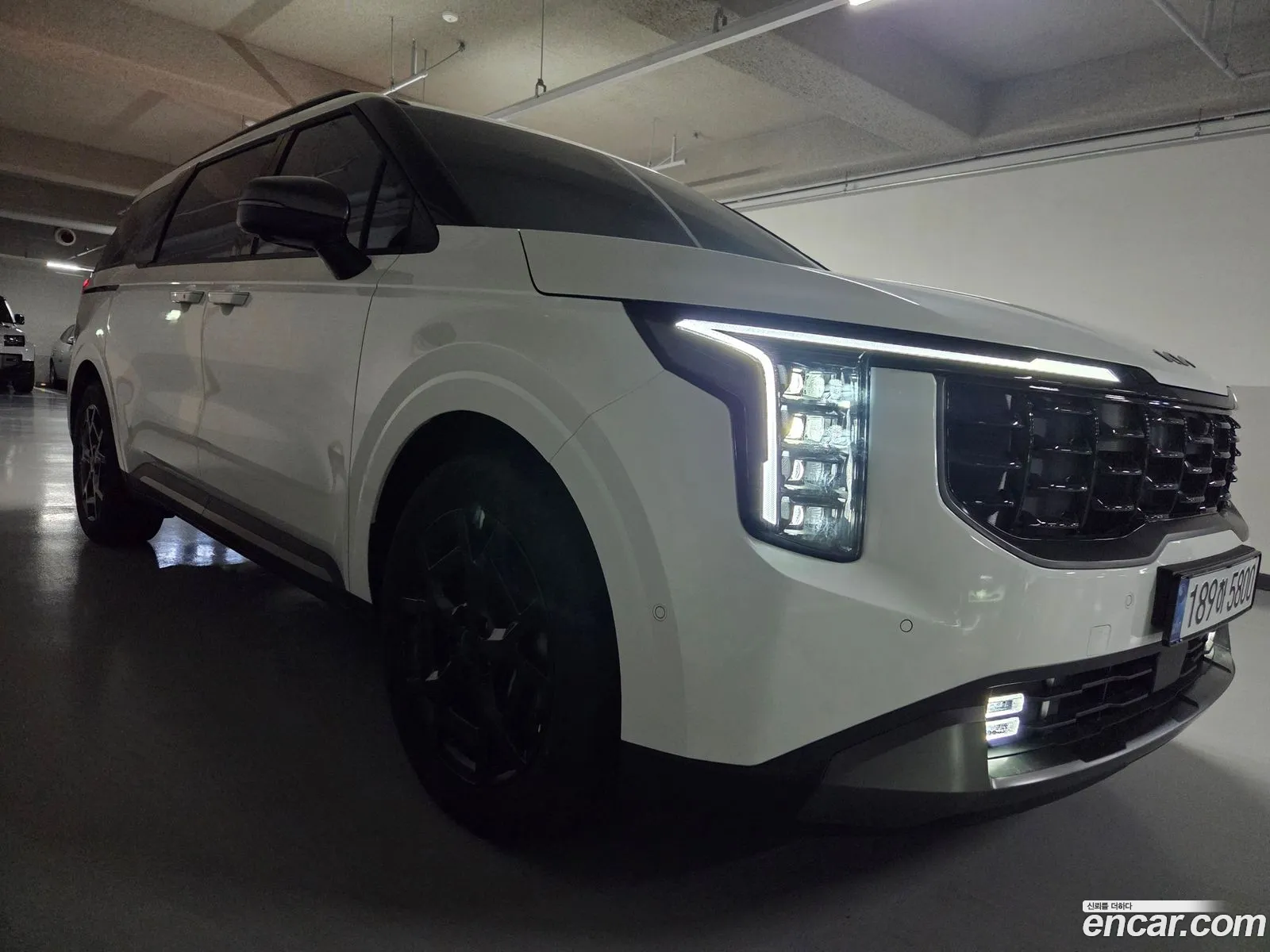 Kia Carnival 2025 — 4