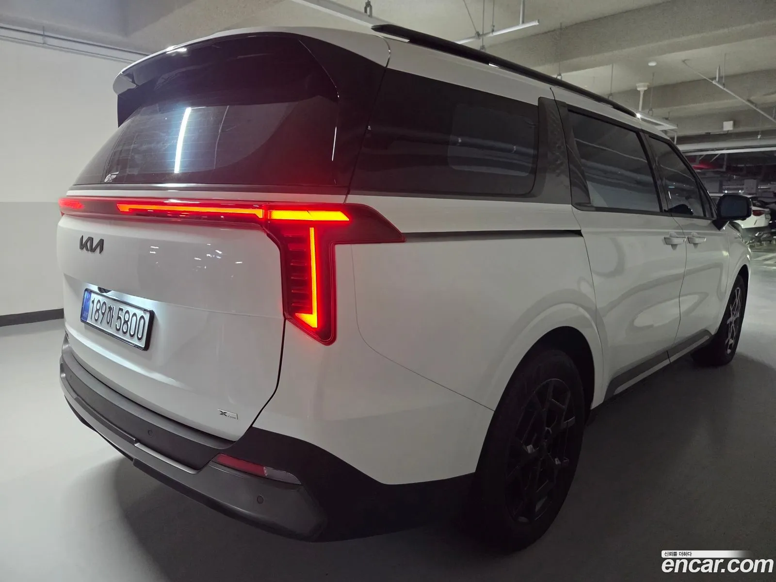 Kia Carnival 2025 — 9