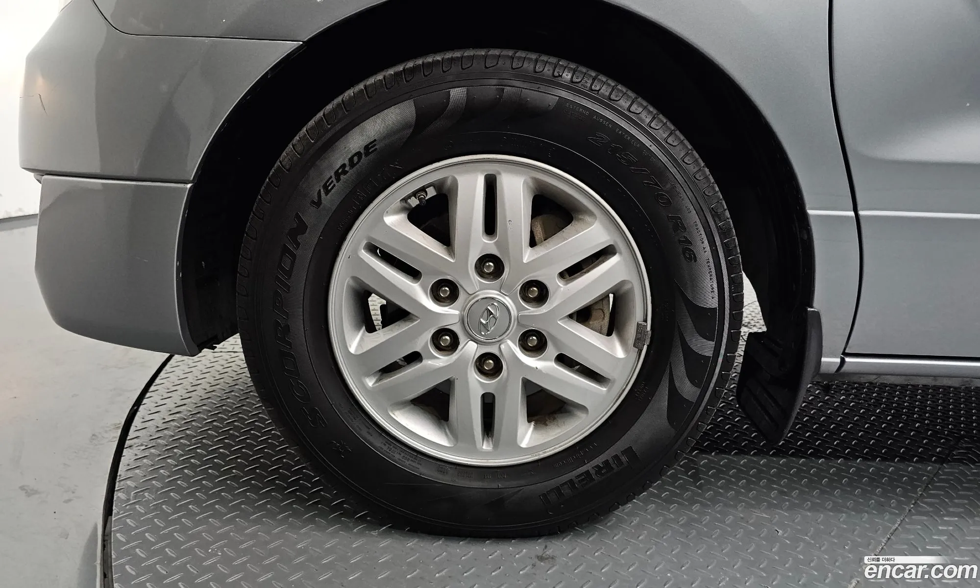 Hyundai Grand Starex 2016 KMFWBX7KBHU879042 — 3
