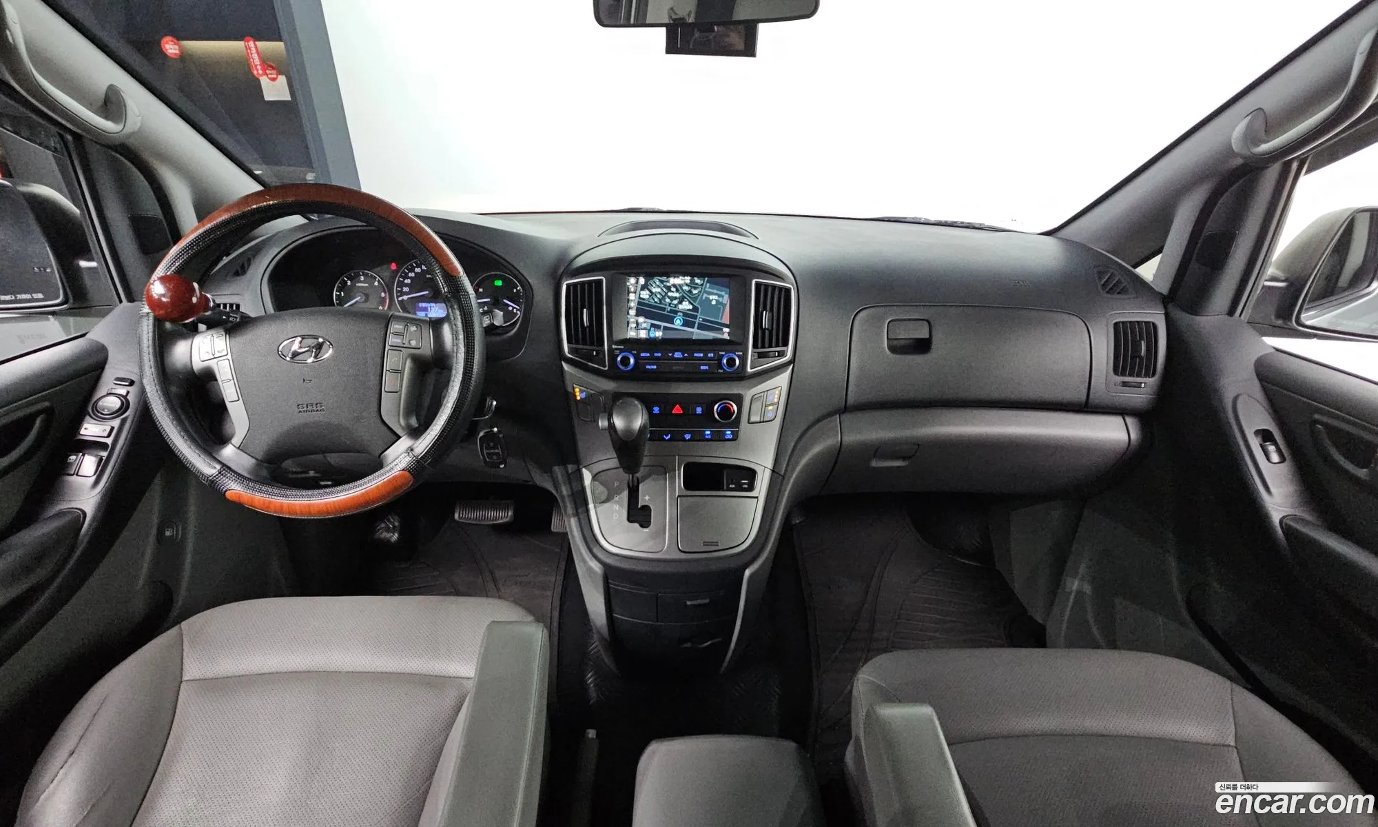Hyundai Grand Starex 2016 KMFWBX7KBHU879042 — 9
