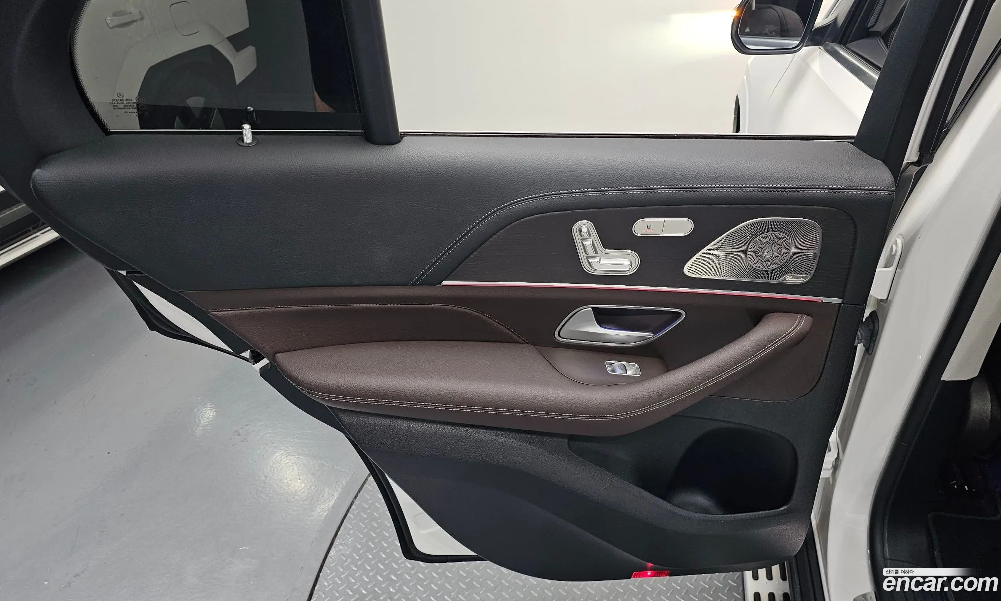 Mercedes-Benz GLE-Class W167 2023 — 17