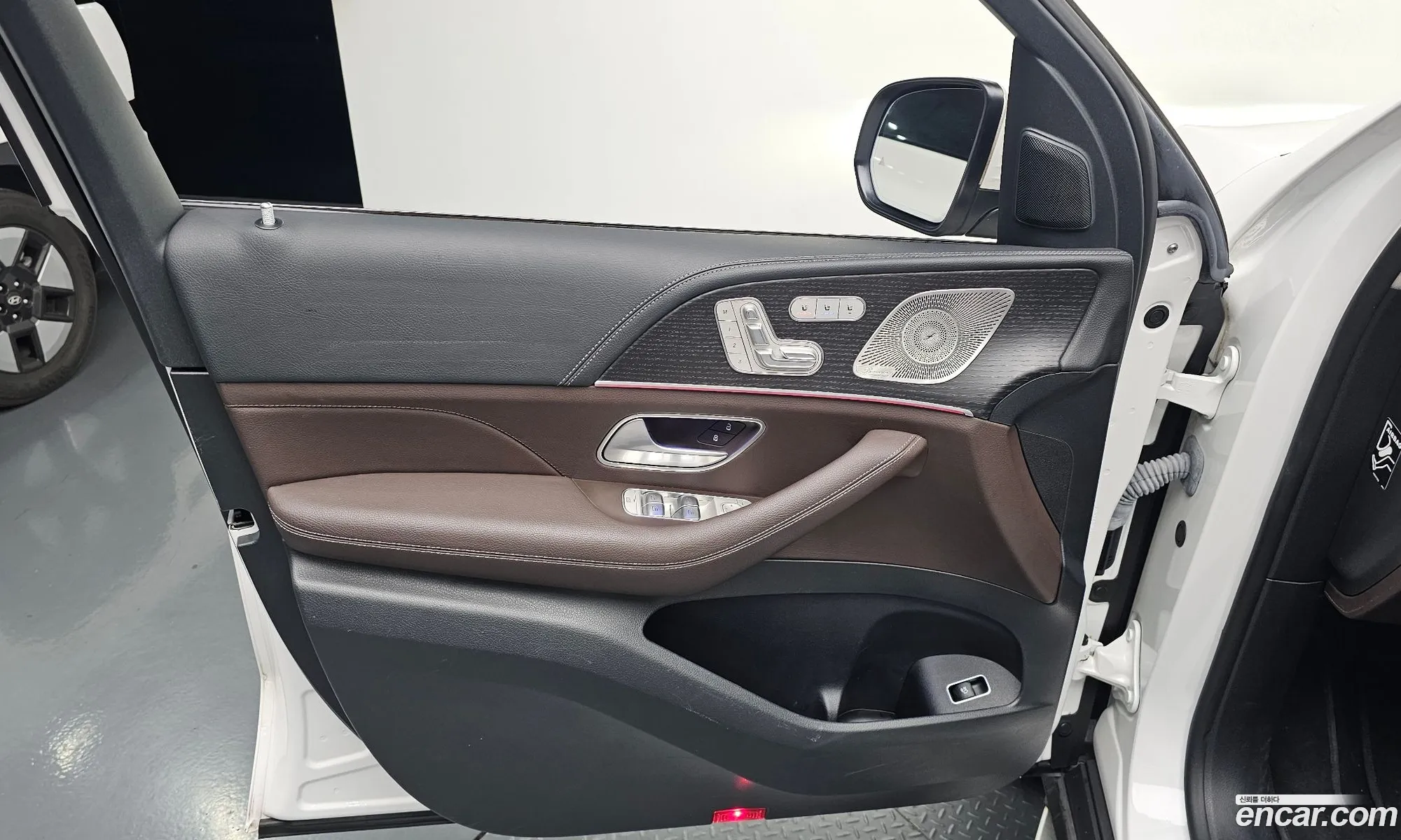 Mercedes-Benz GLE-Class W167 2023 — 3