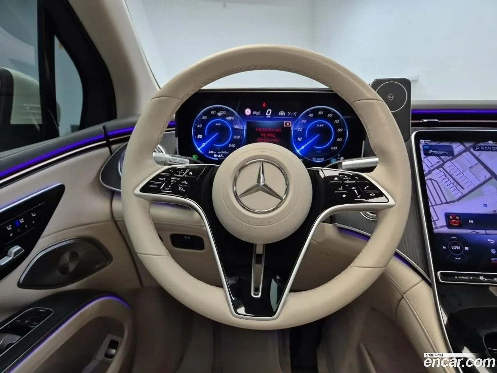 Mercedes-Benz EQS SUV X296 2023 — 13