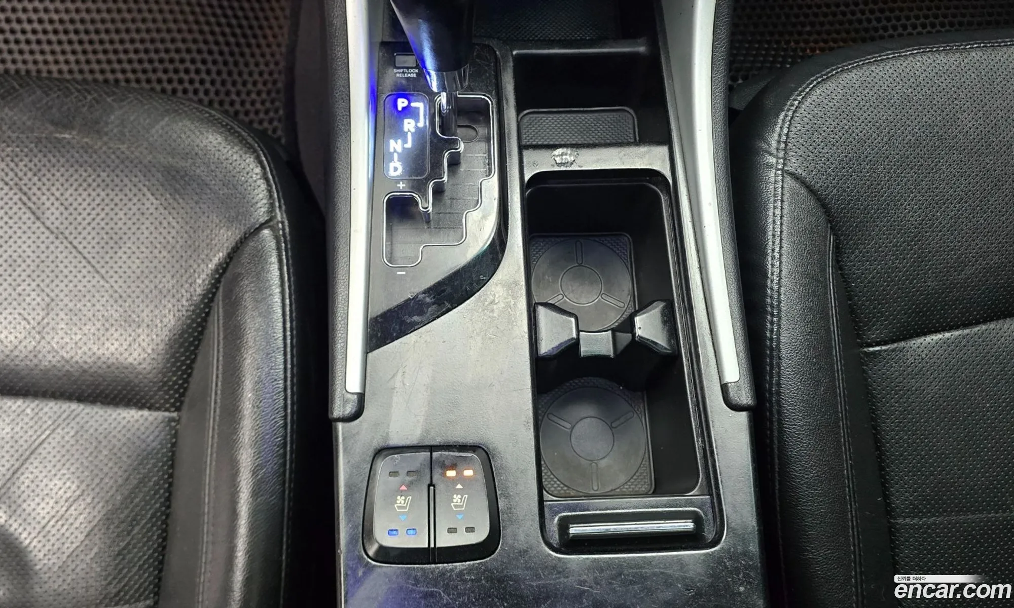Hyundai YF Sonata 2011 — 7