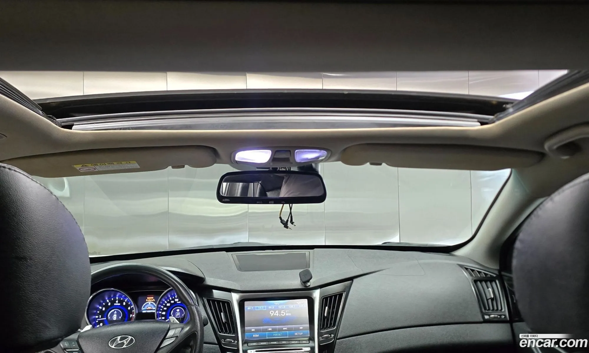 Hyundai YF Sonata