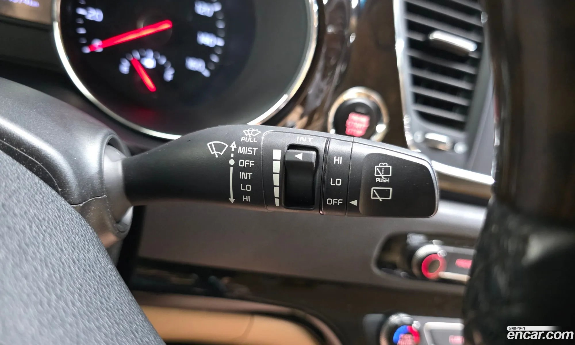 Kia Carnival 2019 — 29