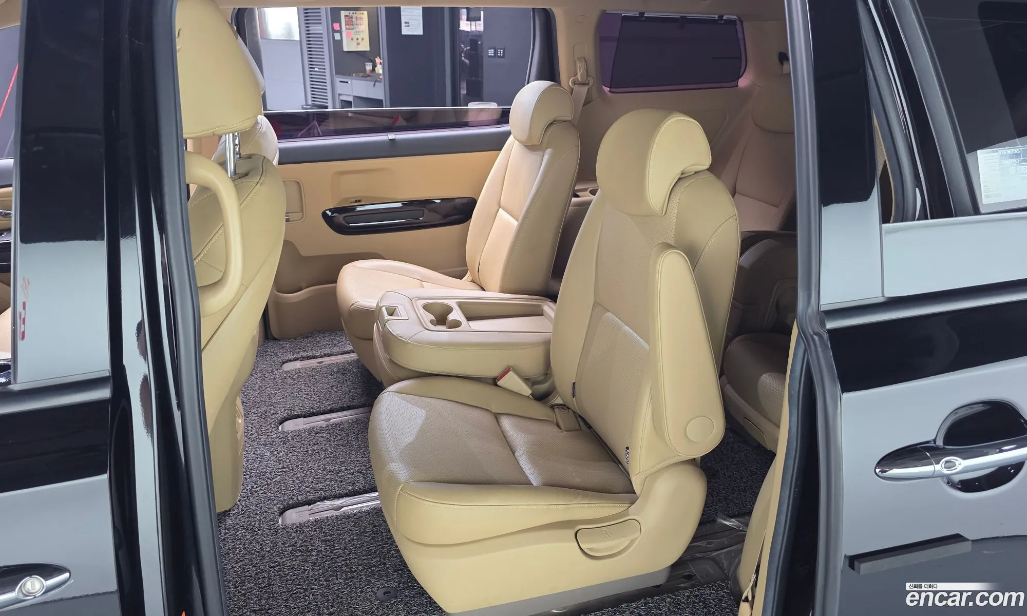 Kia Carnival 2019 — 26