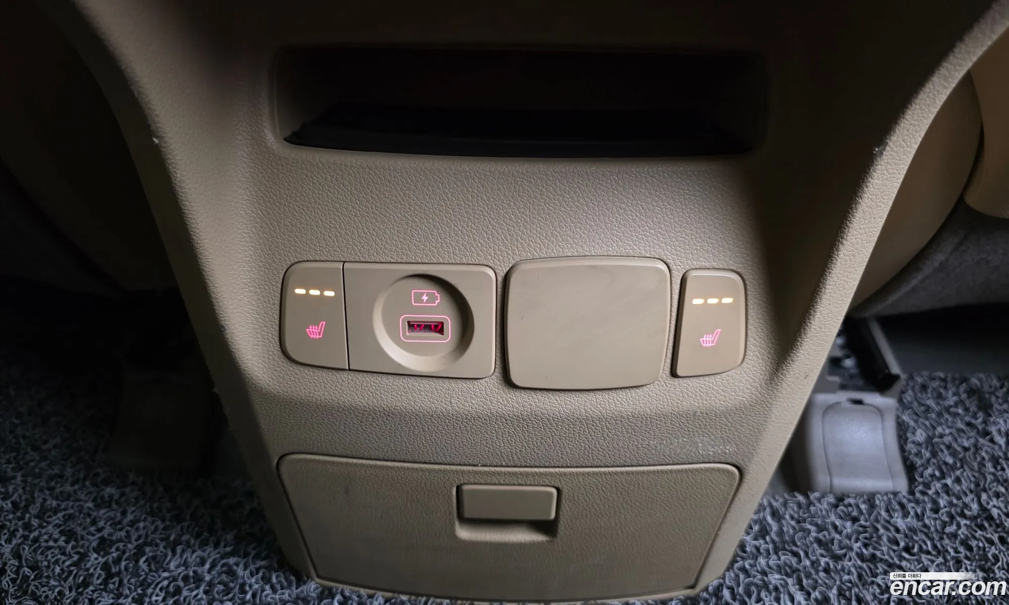 Kia Carnival 2019 — 9