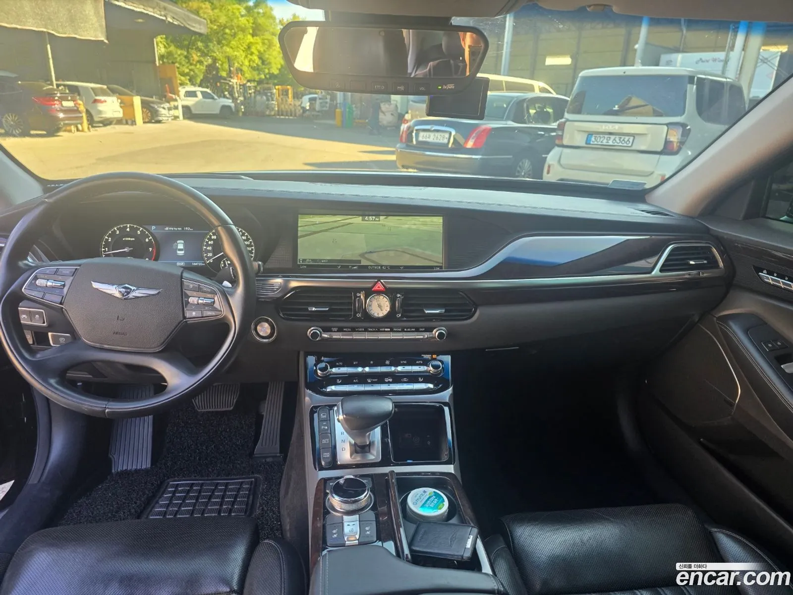 Genesis EQ900 2016 — 20