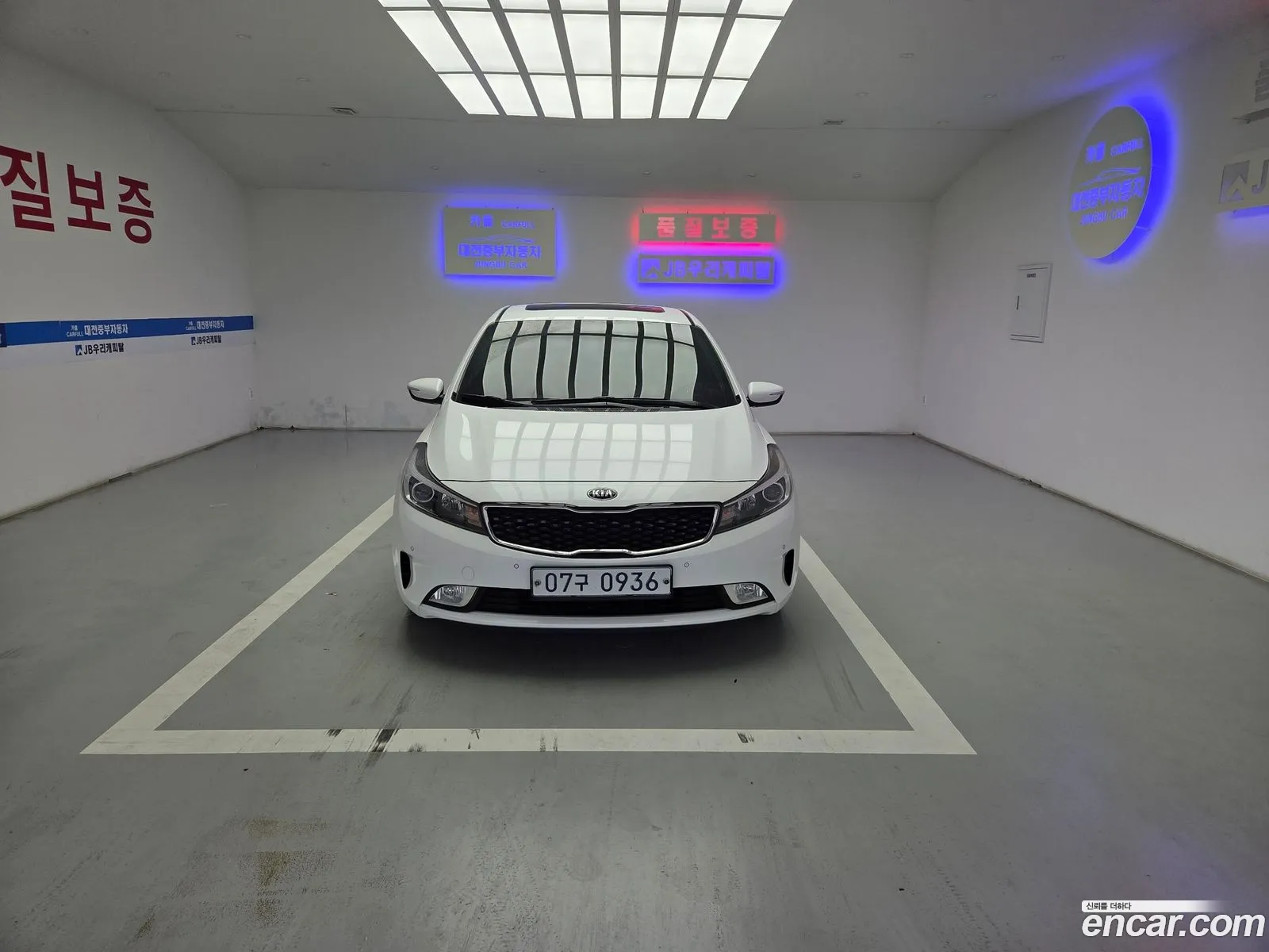 Kia K3 2016 — 20
