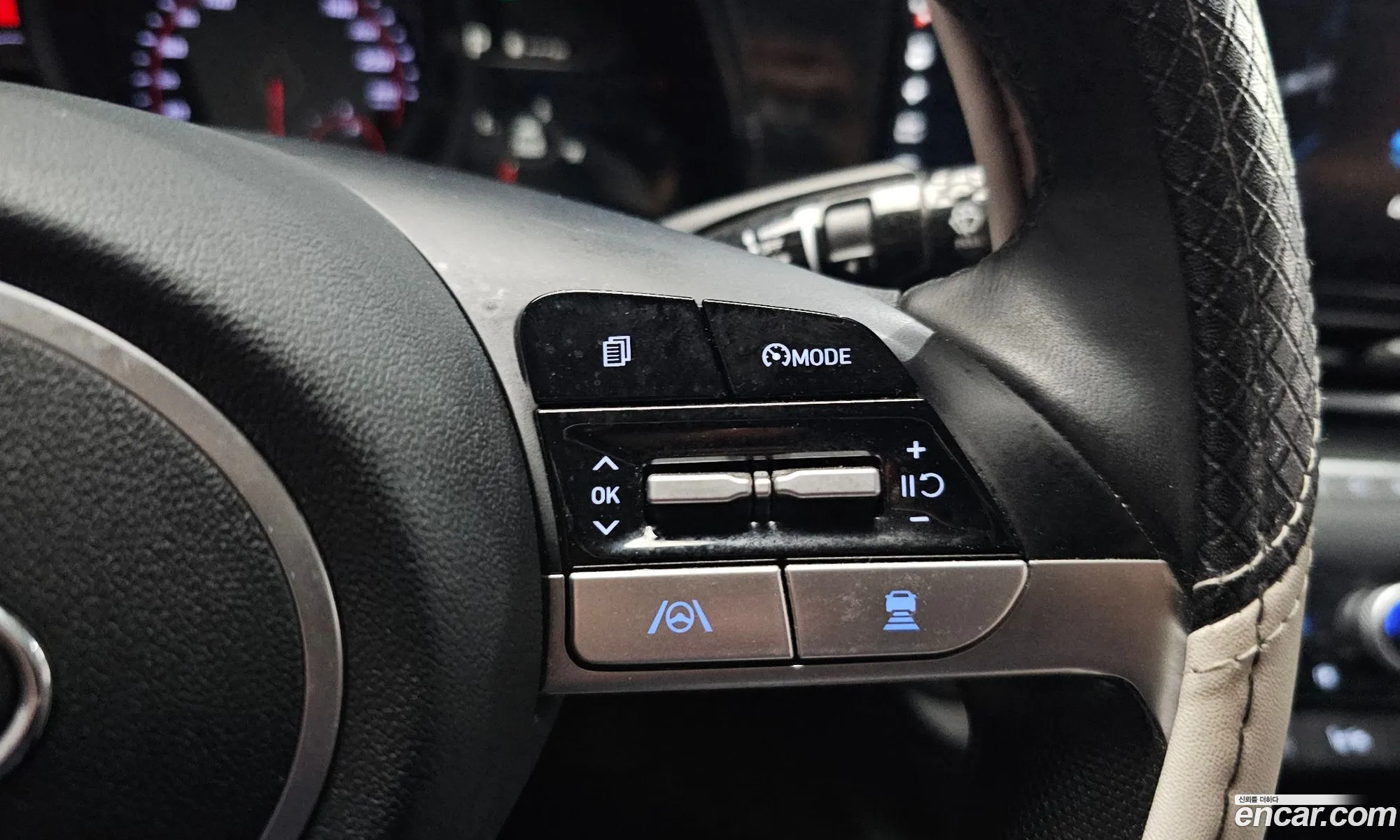 Hyundai Elantra 2022 — 10
