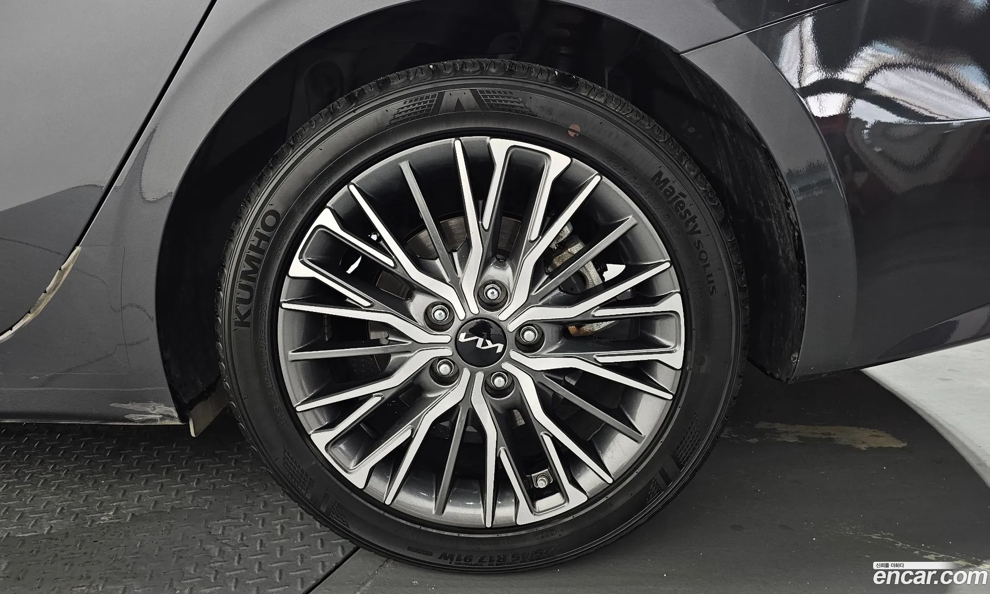 Kia K3 2024 KNAF241BERA188209 — 3