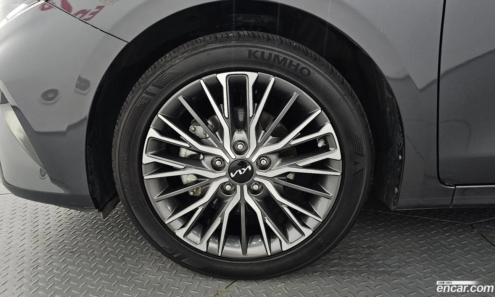 Kia K3 2024 KNAF241BERA188209 — 30