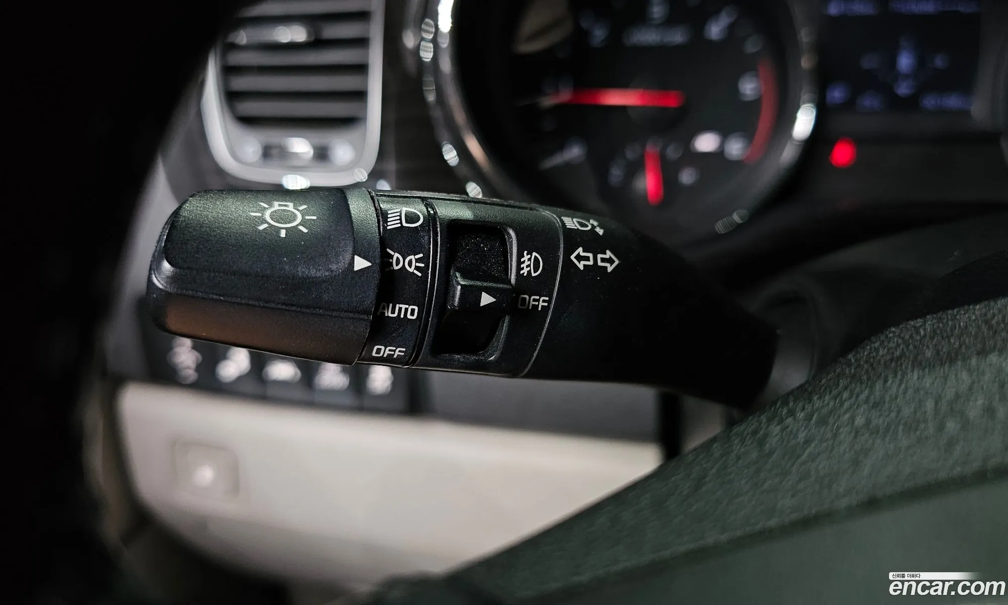 Kia Carnival 2020 KNAME81ABLS657917 — 33