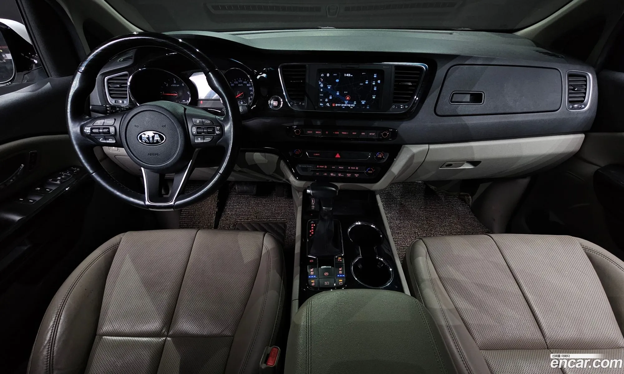 Kia Carnival 2020 KNAME81ABLS657917 — 18