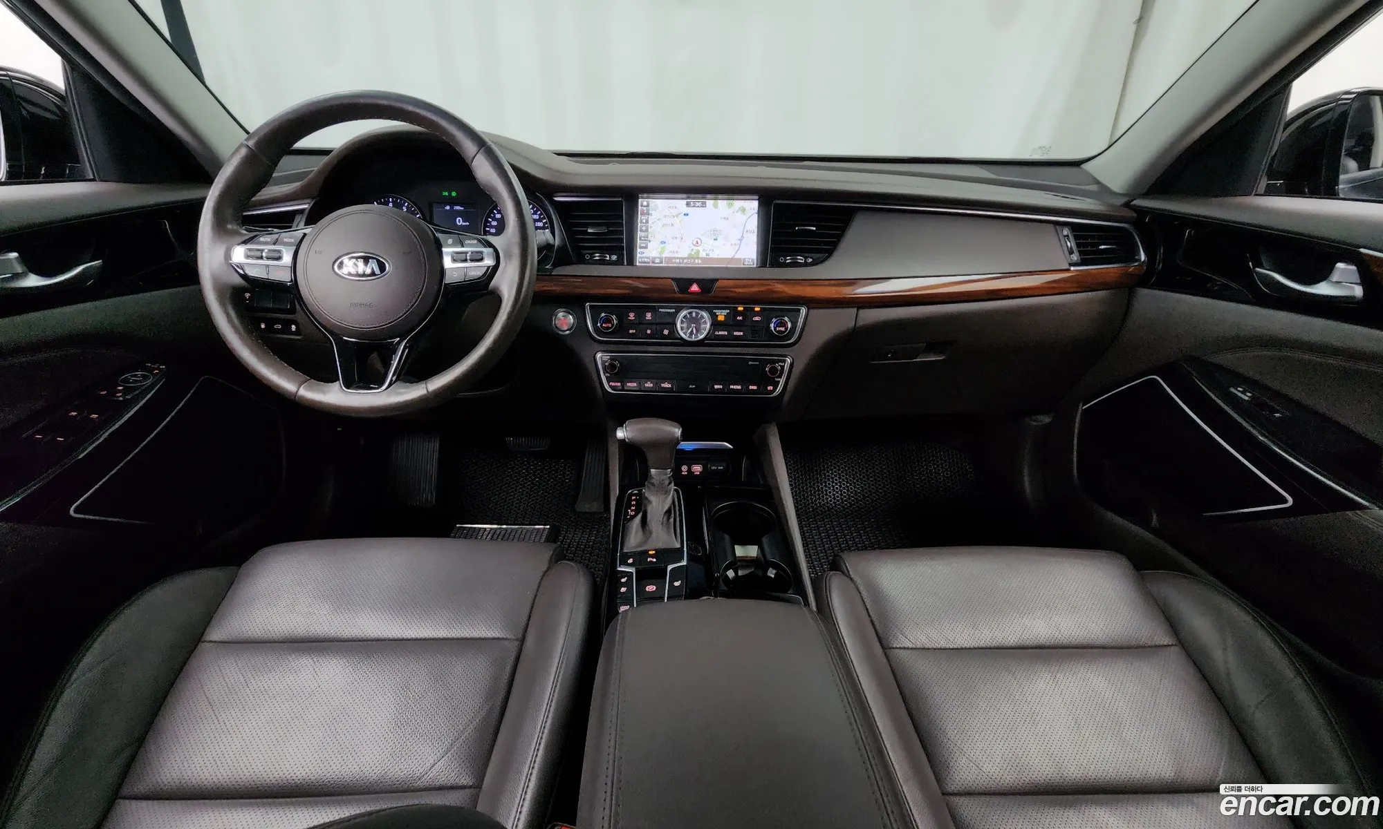 Kia K7 2016 KNALB415BGA052221 — 5