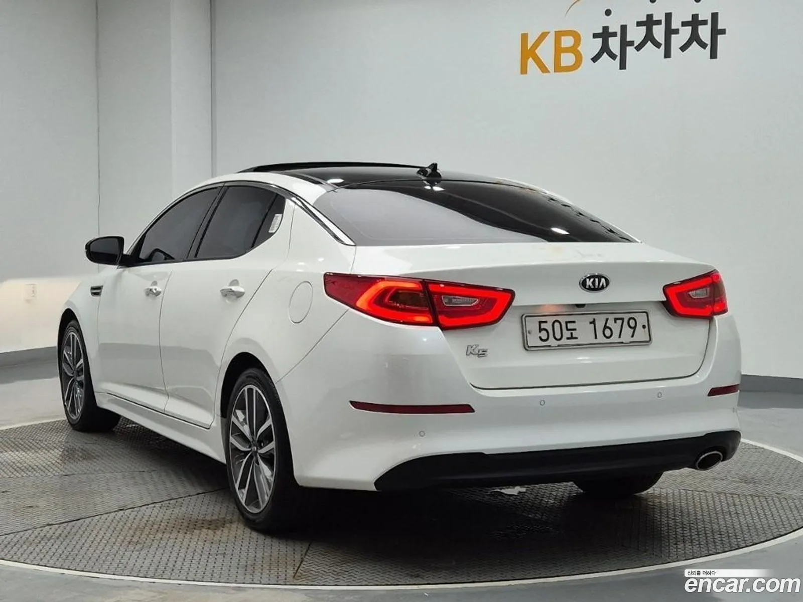 Kia K5 2013 — 2