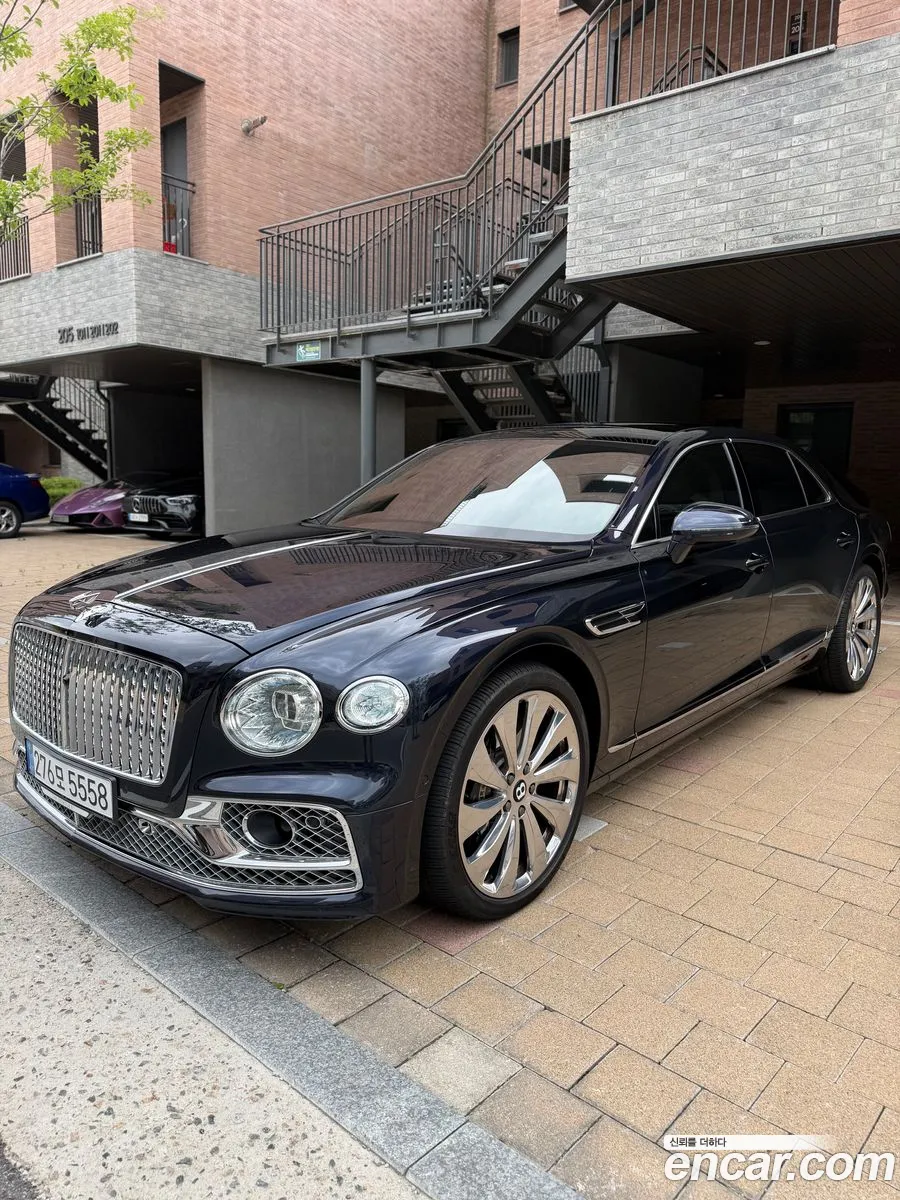 Bentley Flying Spur 2021 — 3