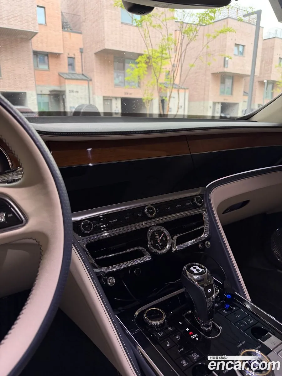 Bentley Flying Spur 2021 — 6