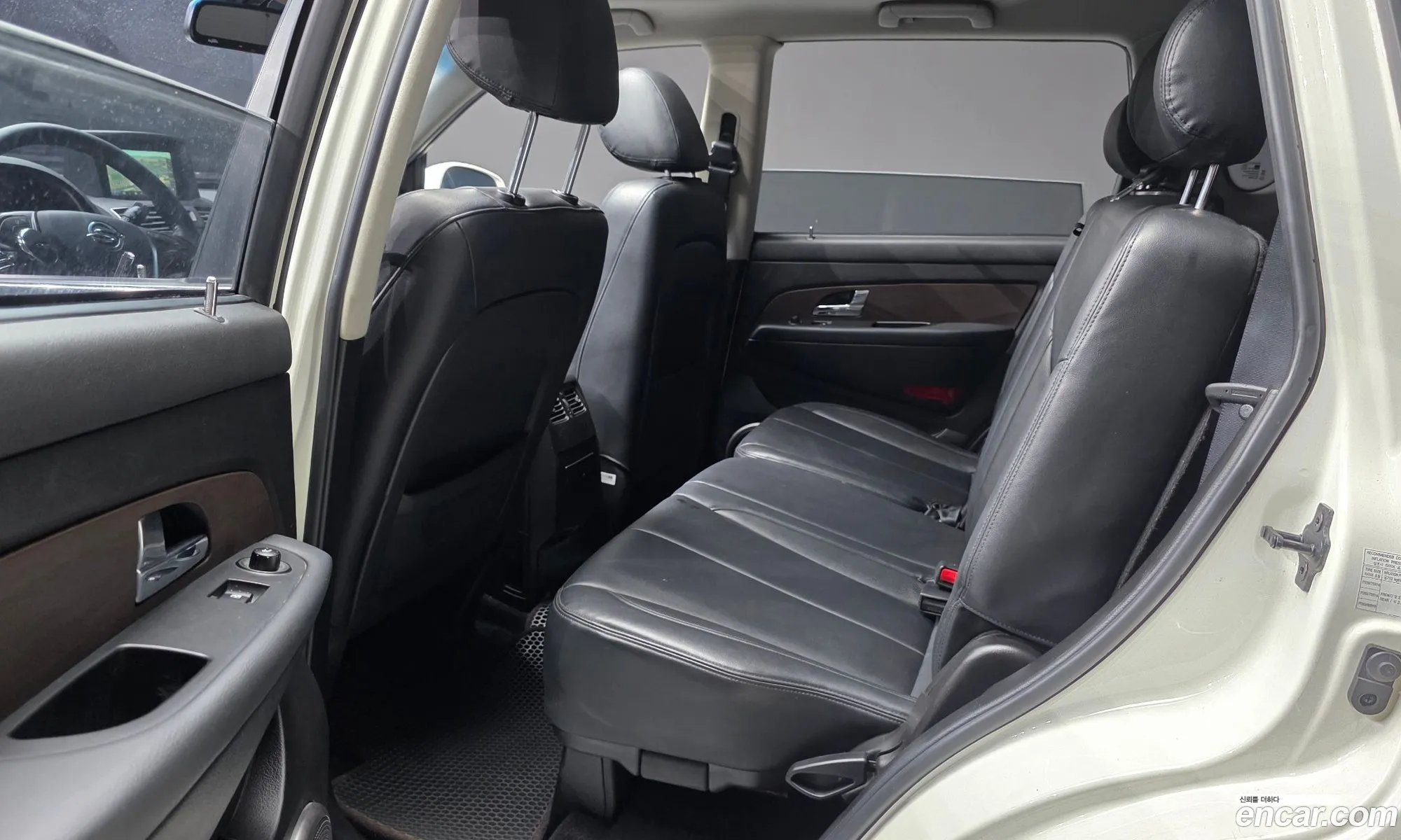 KG Mobility (SsangYong) Rexton W 2015 KPBFA3AN1FP350160 — 13