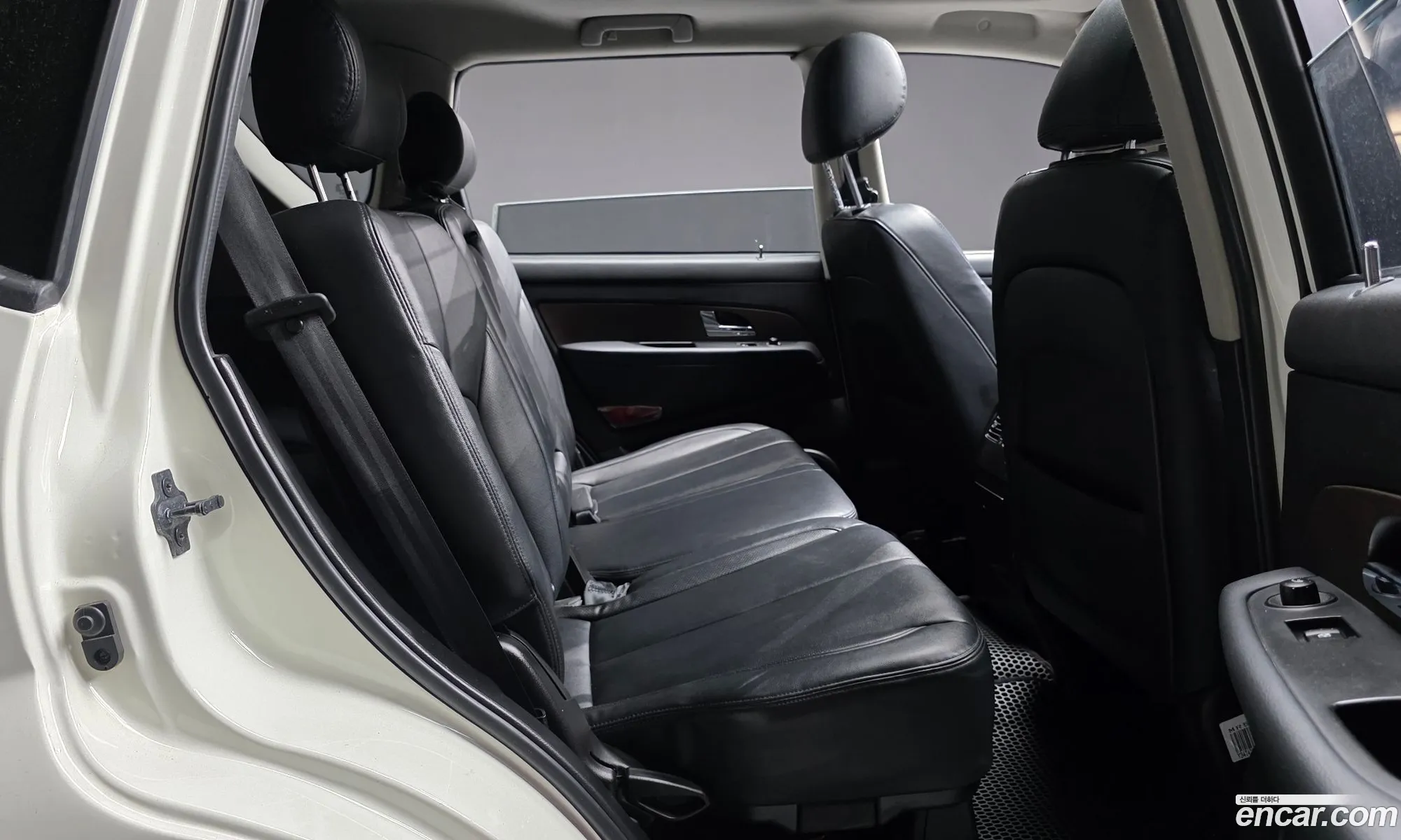 KG Mobility (SsangYong) Rexton W 2015 KPBFA3AN1FP350160 — 19