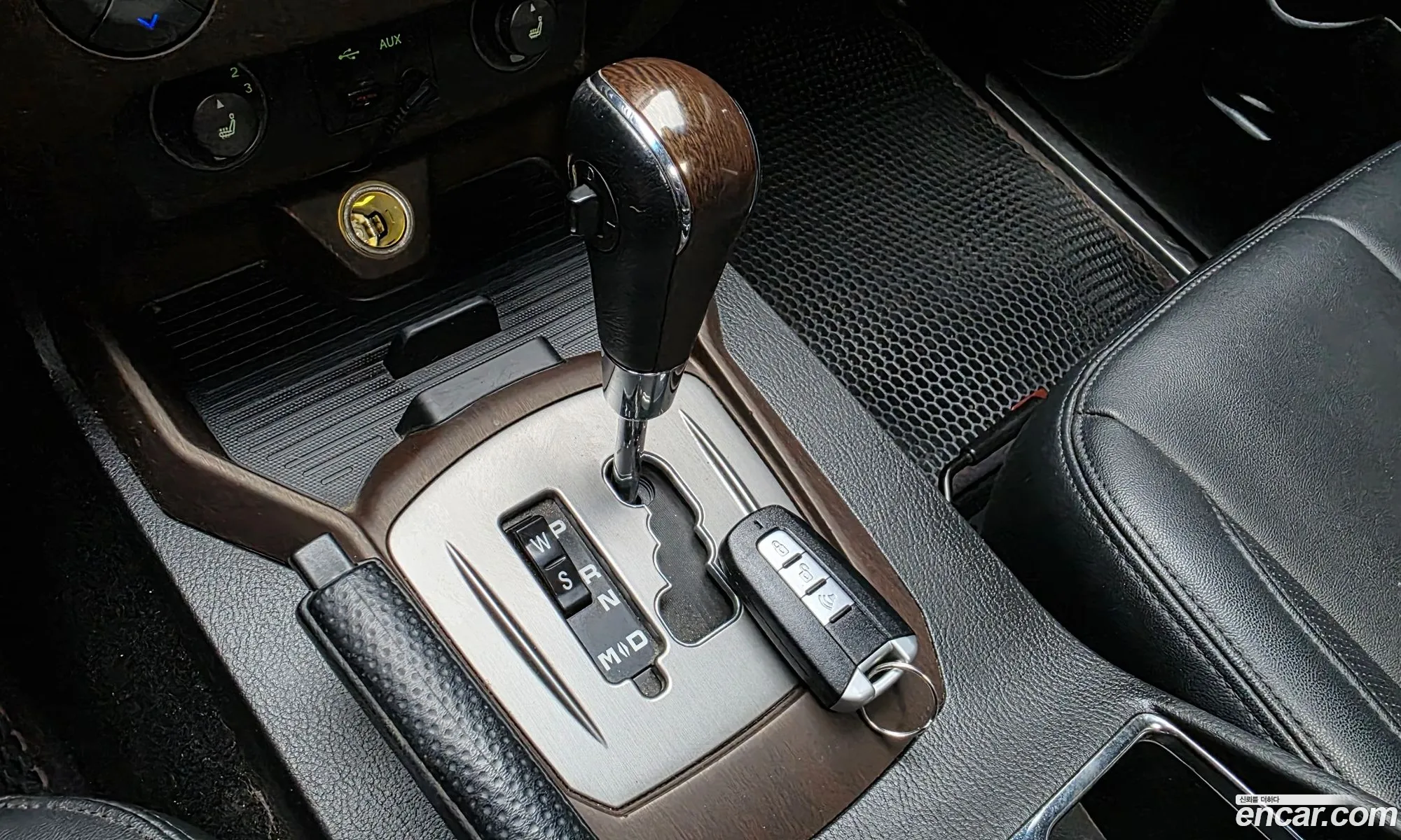 KG Mobility (SsangYong) Rexton W 2015 KPBFA3AN1FP350160 — 14