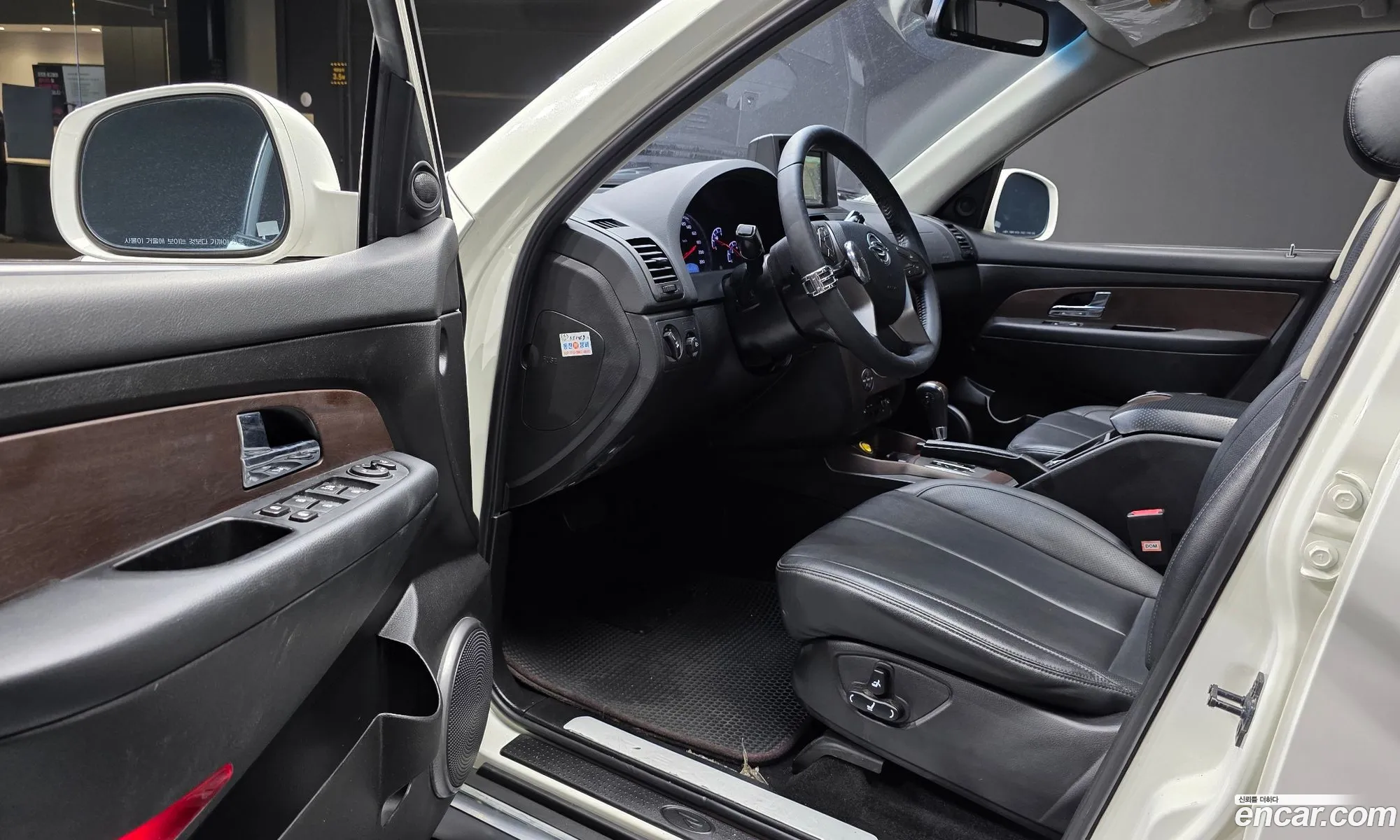 KG Mobility (SsangYong) Rexton W