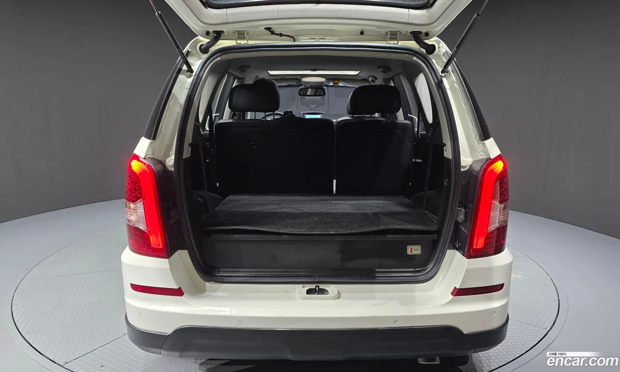 KG Mobility (SsangYong) Rexton W 2015 KPBFA3AN1FP350160 — 8