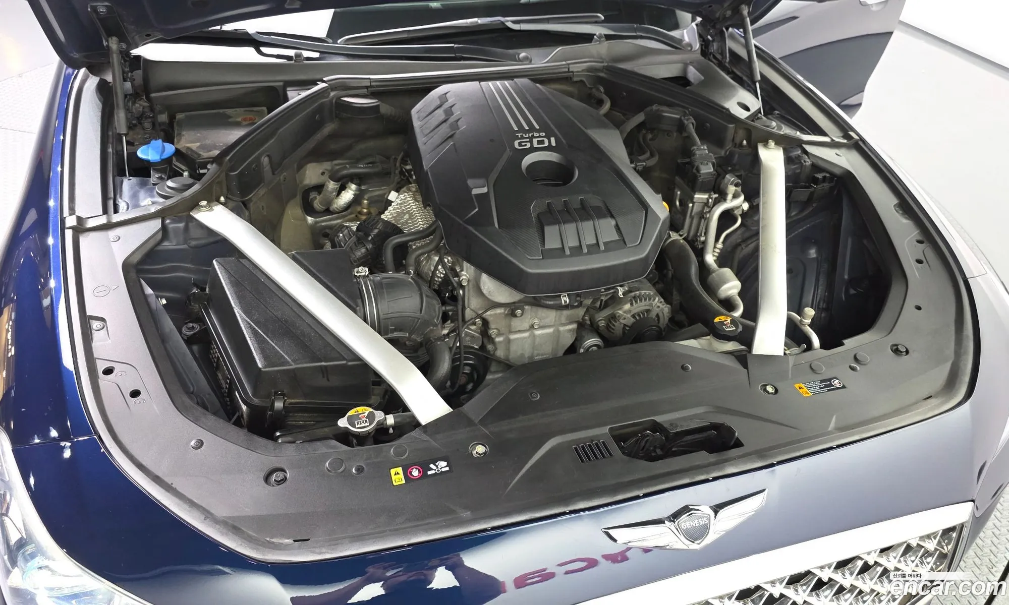 Genesis G70 2018 KMTG341ADJU007585 — 17