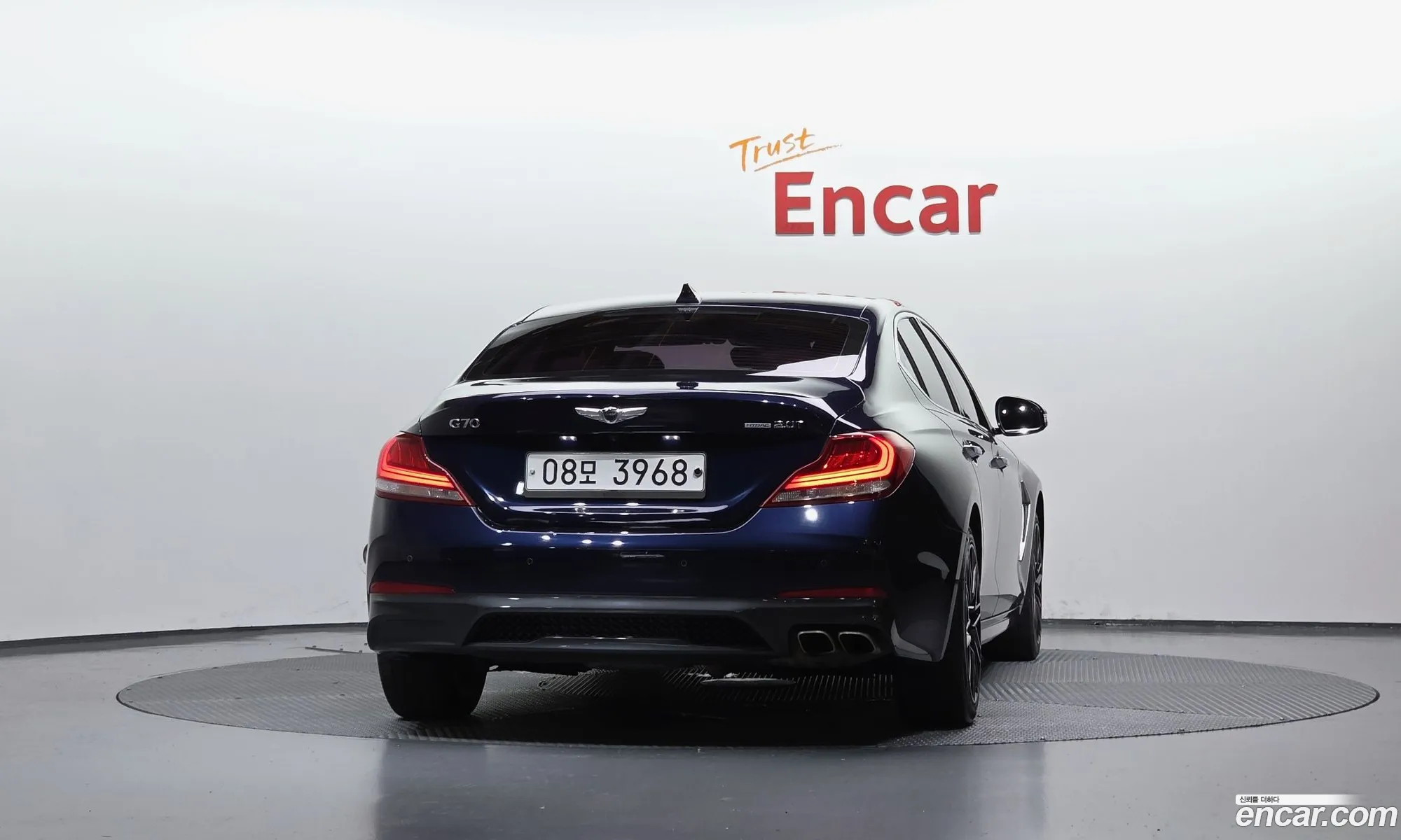 Genesis G70 2018 KMTG341ADJU007585 — 3