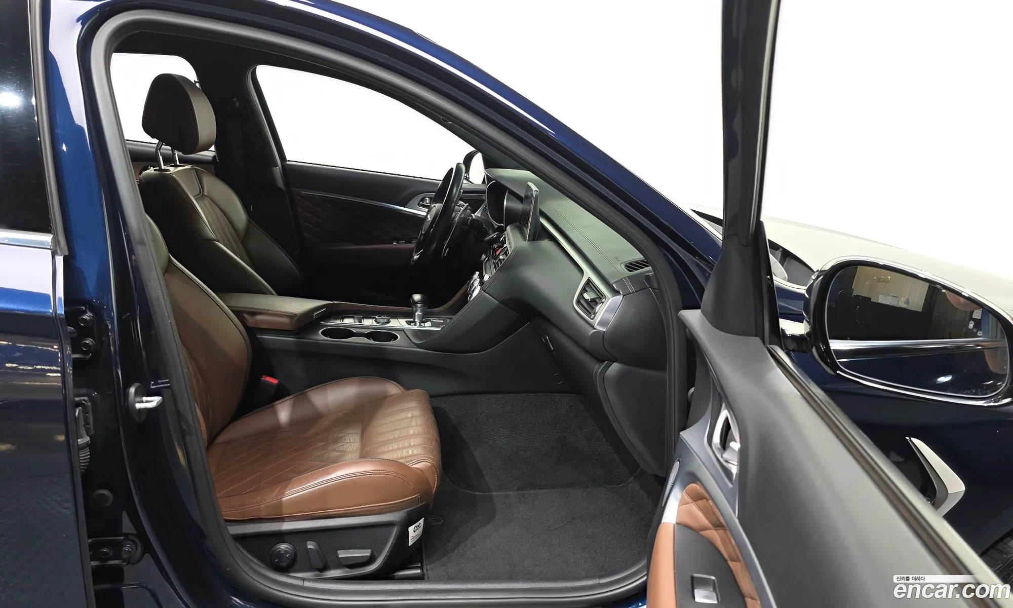 Genesis G70 2018 KMTG341ADJU007585 — 14