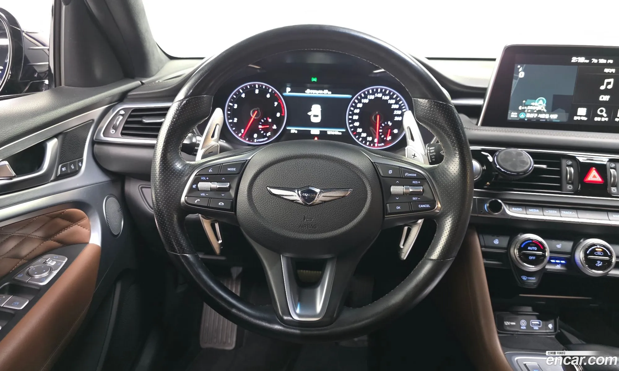 Genesis G70 2018 KMTG341ADJU007585 — 15