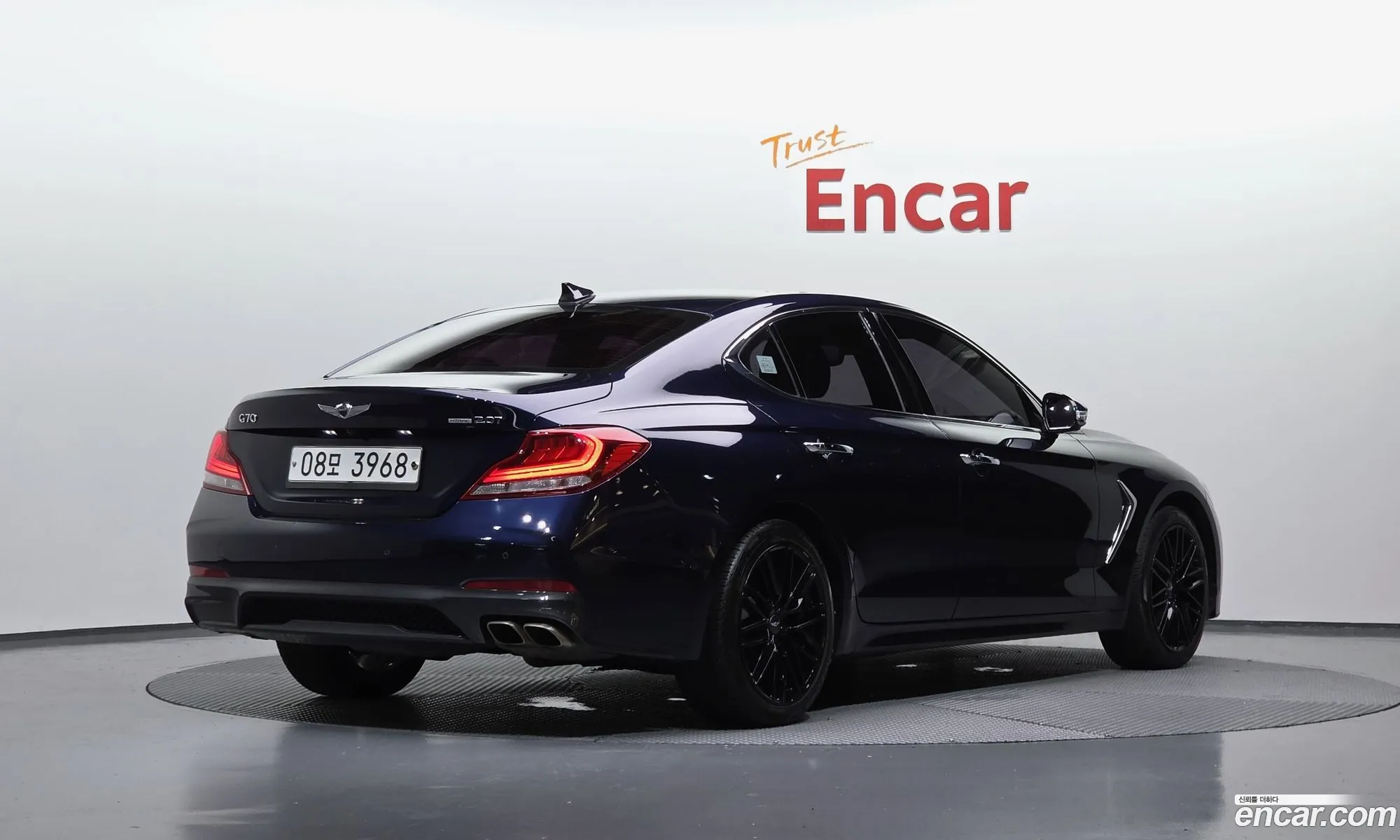 Genesis G70 2018 KMTG341ADJU007585 — 7