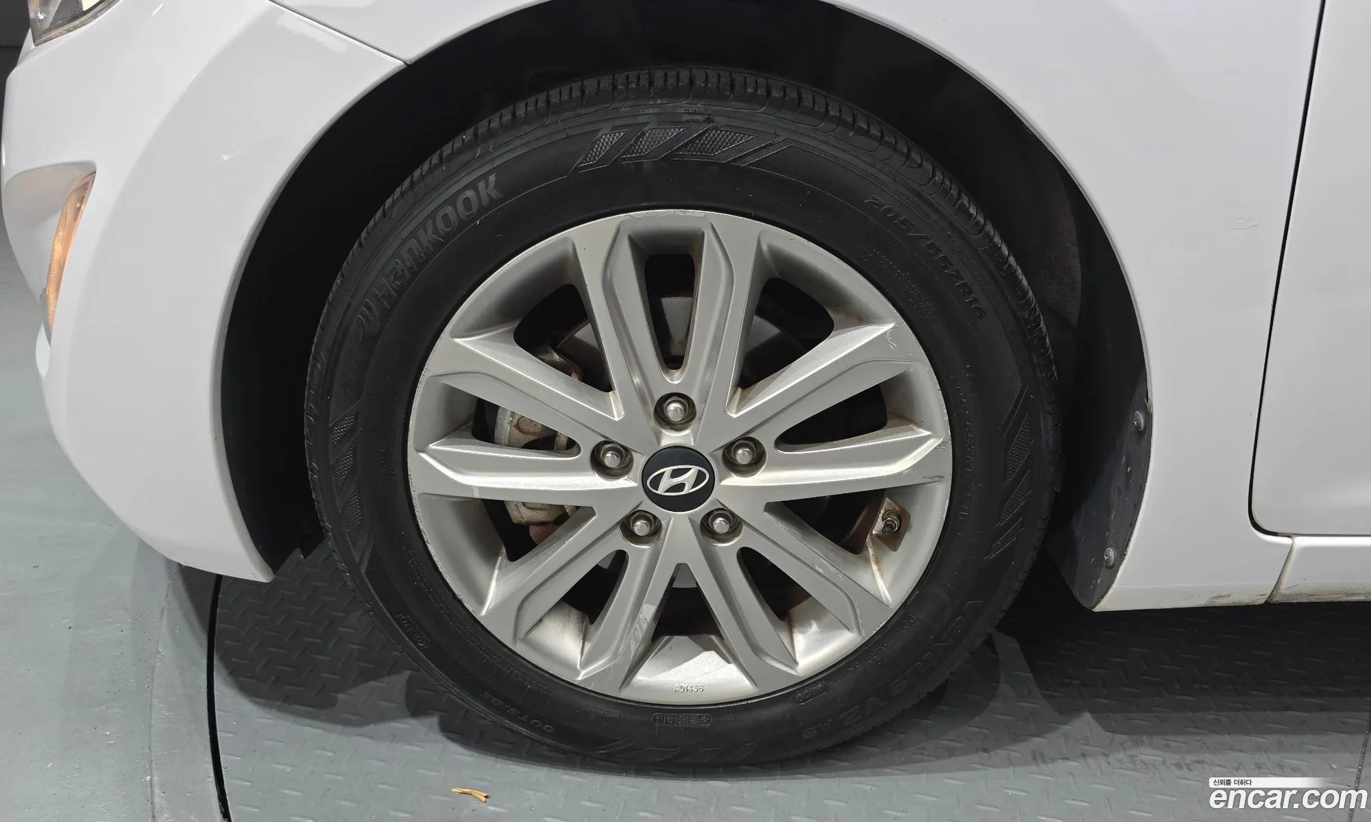 Hyundai Elantra 2015 KMHDG41DBGU595368 — 24