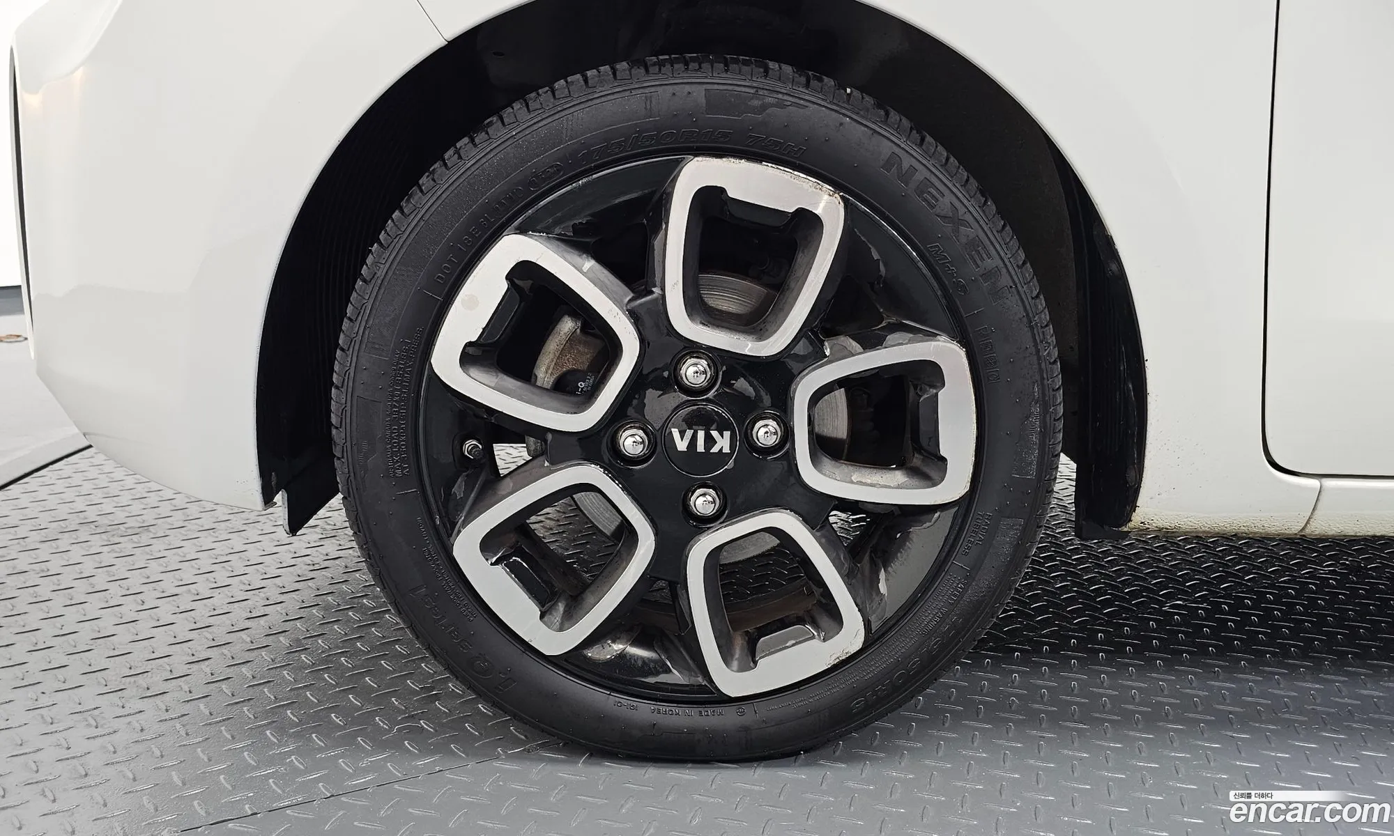 Kia Ray 2018 KNACK811BJT186827 — 17