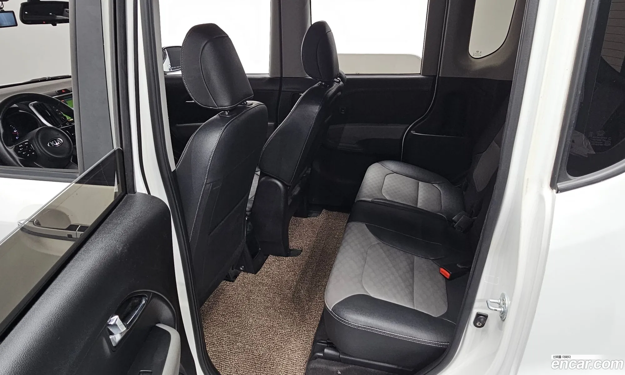 Kia Ray 2018 KNACK811BJT186827 — 3