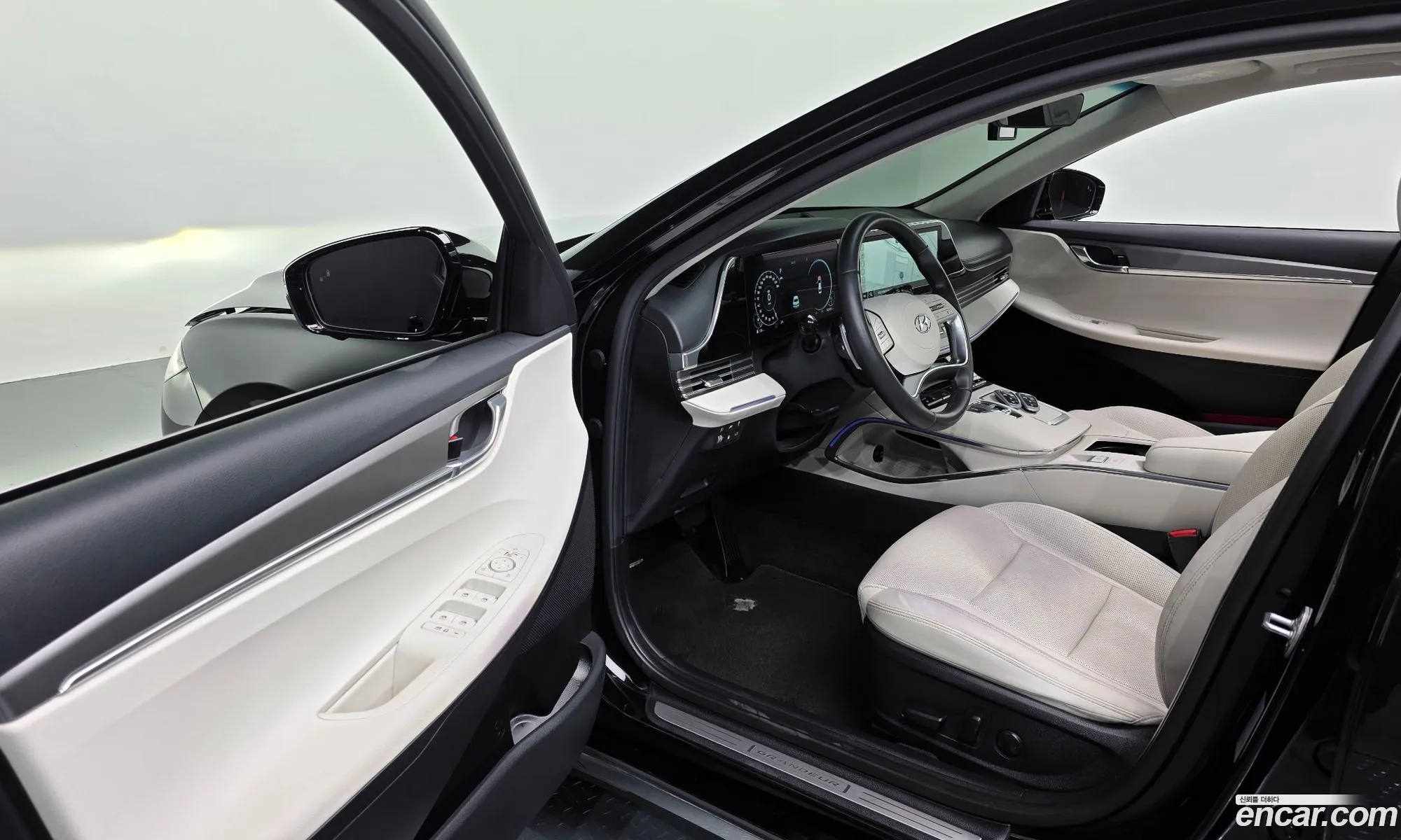 Hyundai Grandeur IG Hybrid 2022 — 8