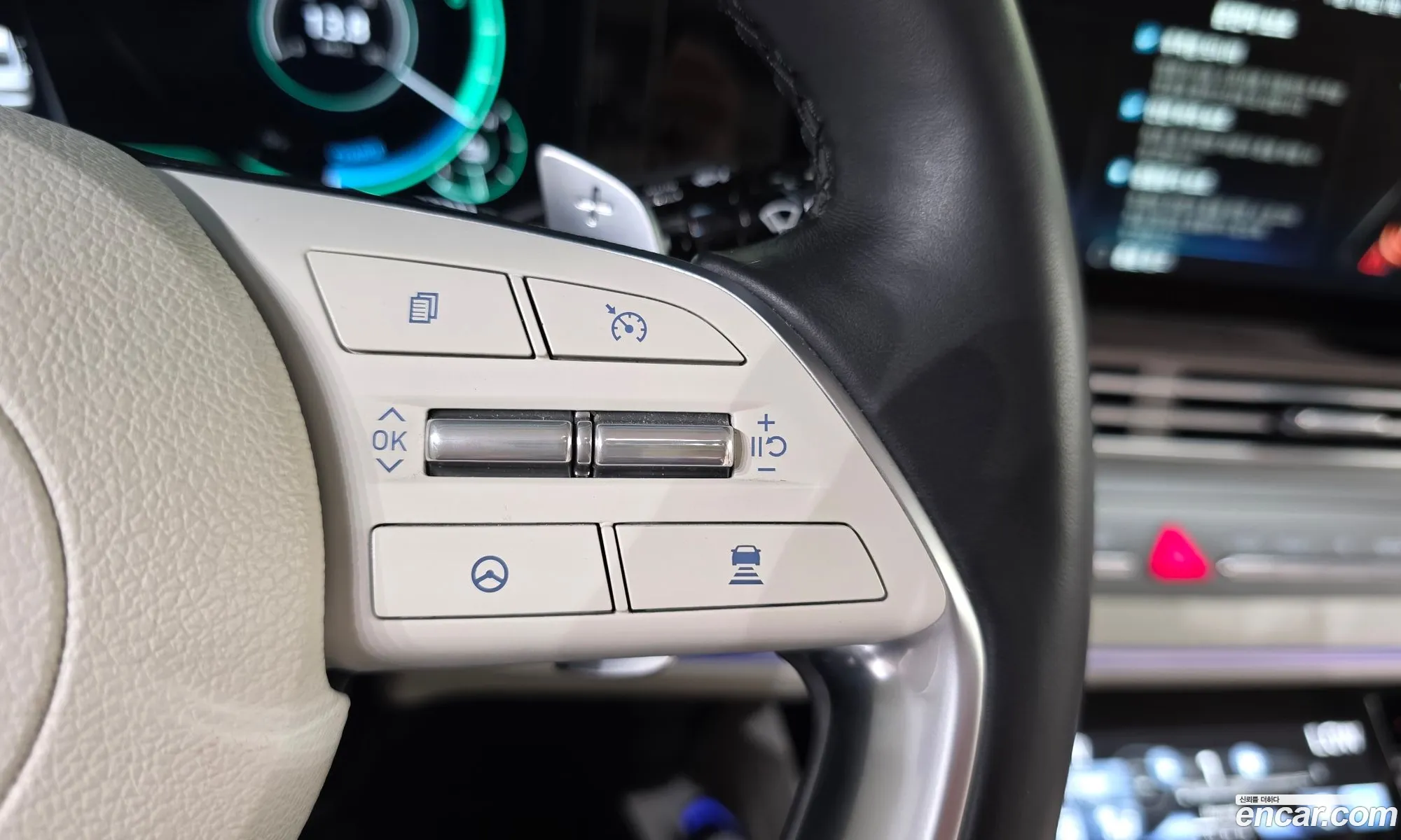 Hyundai Grandeur IG Hybrid 2022 — 9