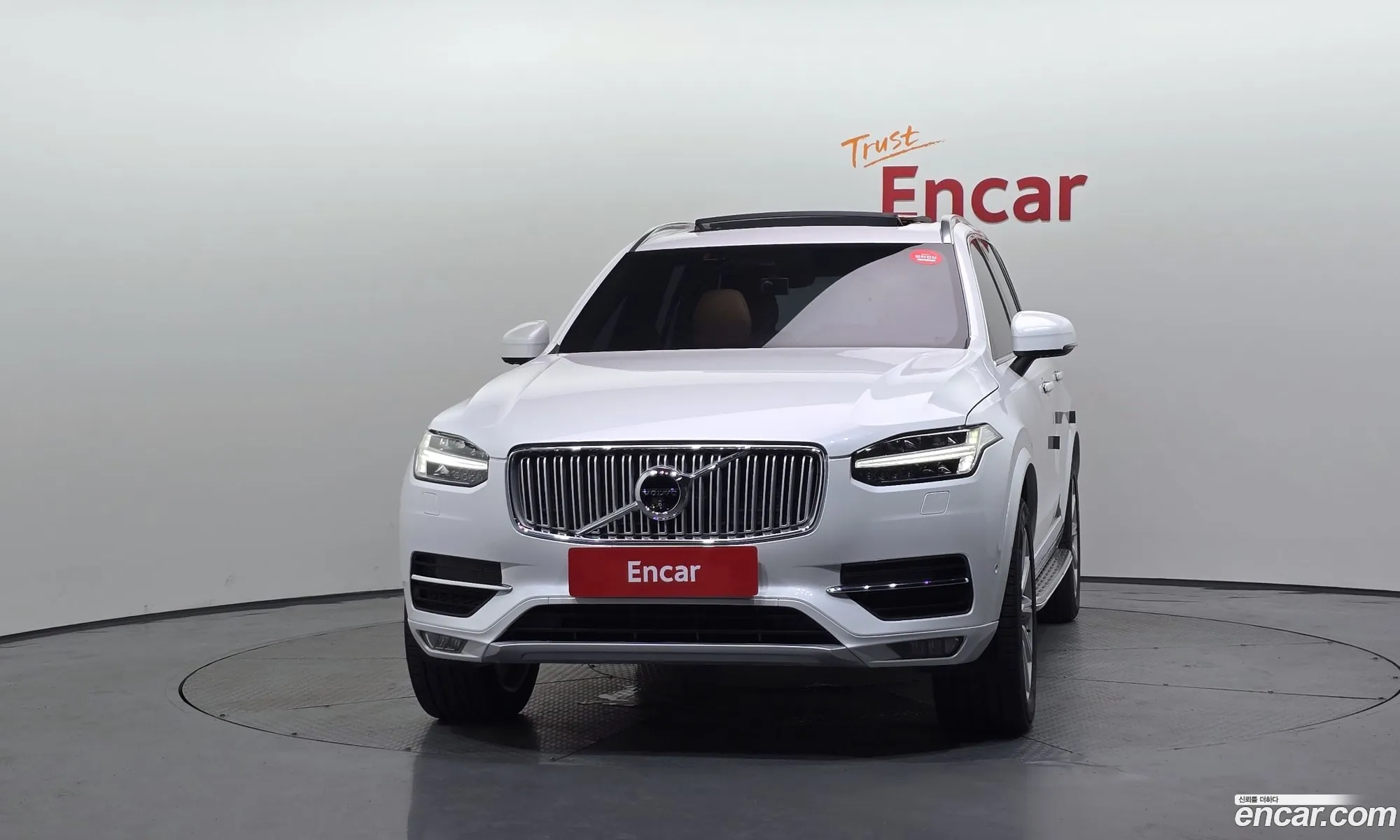 Volvo XC90 2017 YV1LF68ACJ1203806 — 37
