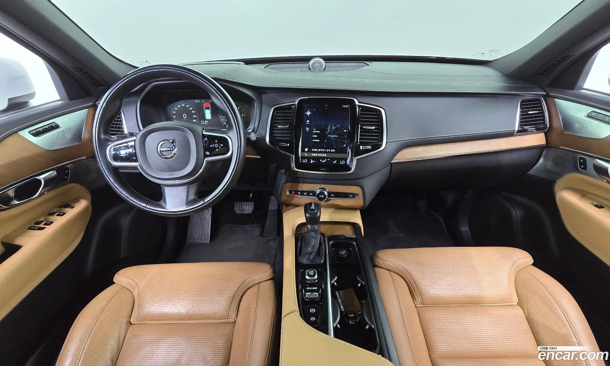Volvo XC90 2017 YV1LF68ACJ1203806 — 8