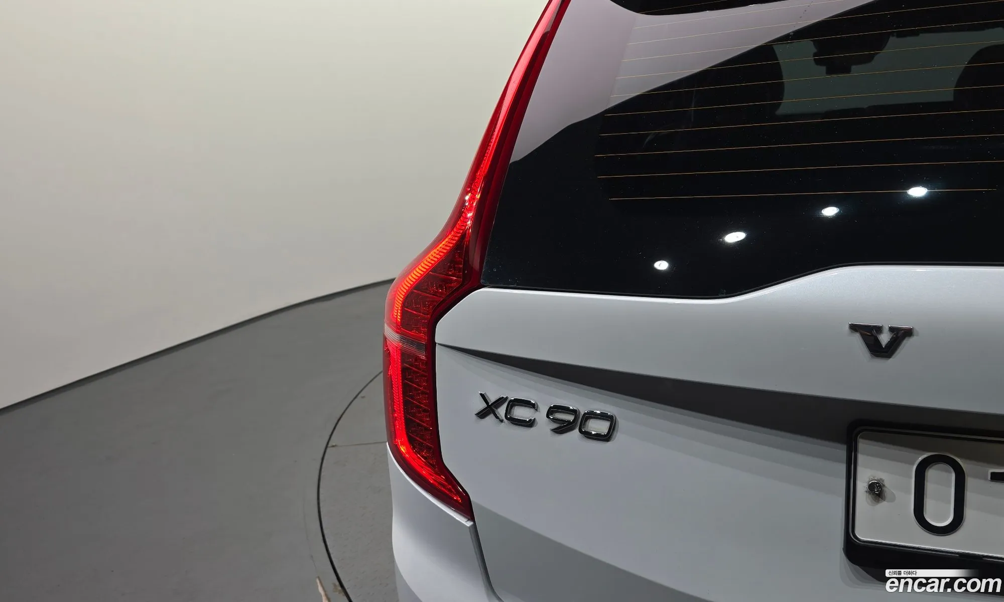 Volvo XC90 2017 YV1LF68ACJ1203806 — 13