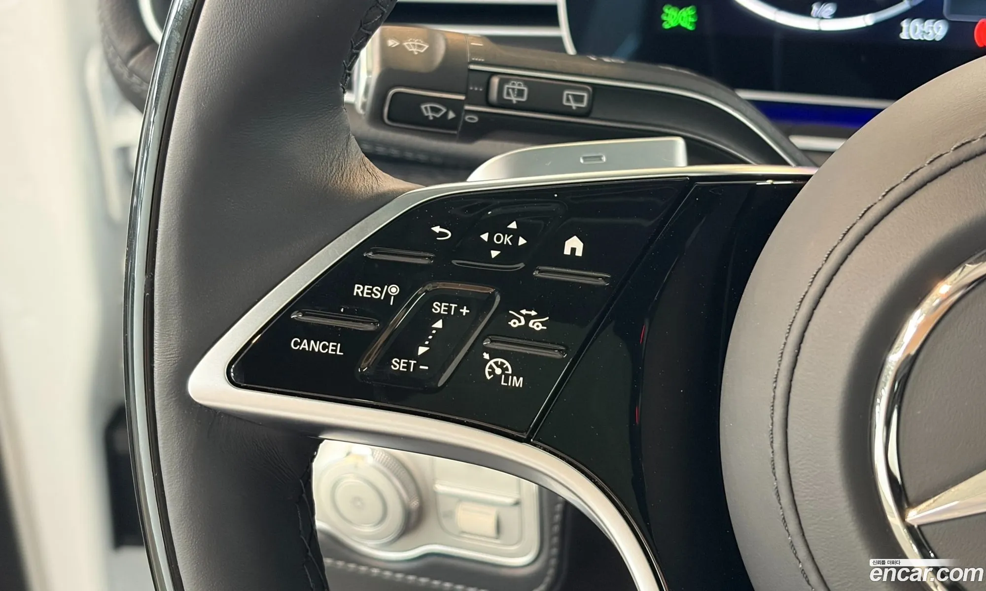 Mercedes-Benz GLS-Class X167 2025 — 11