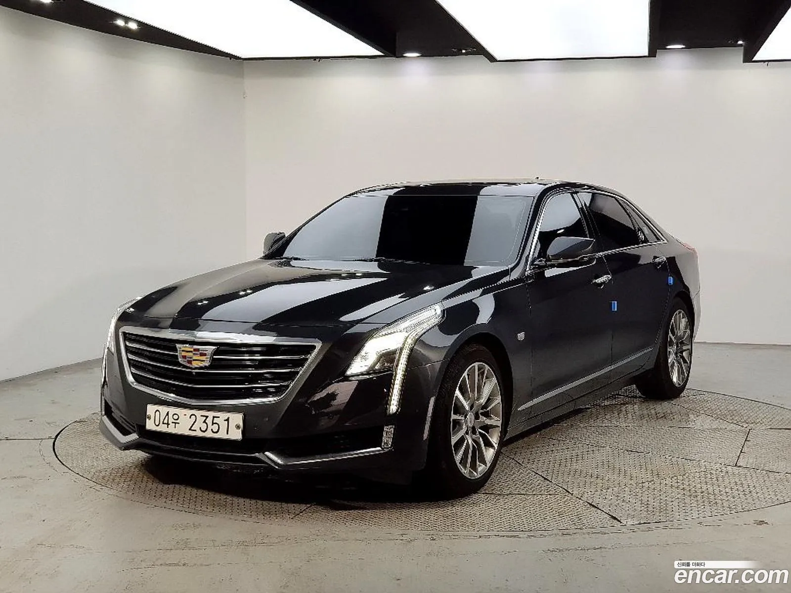 Cadillac CT6 2016 — 19