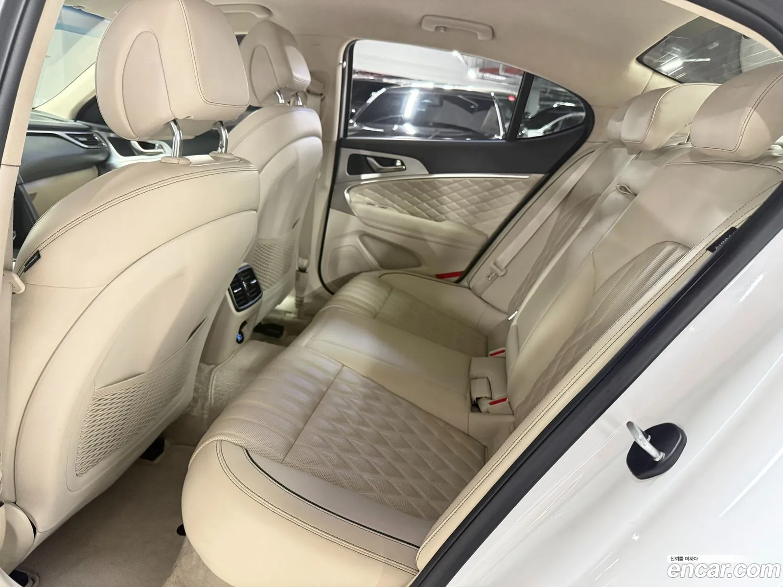 Genesis G70 2020 — 5