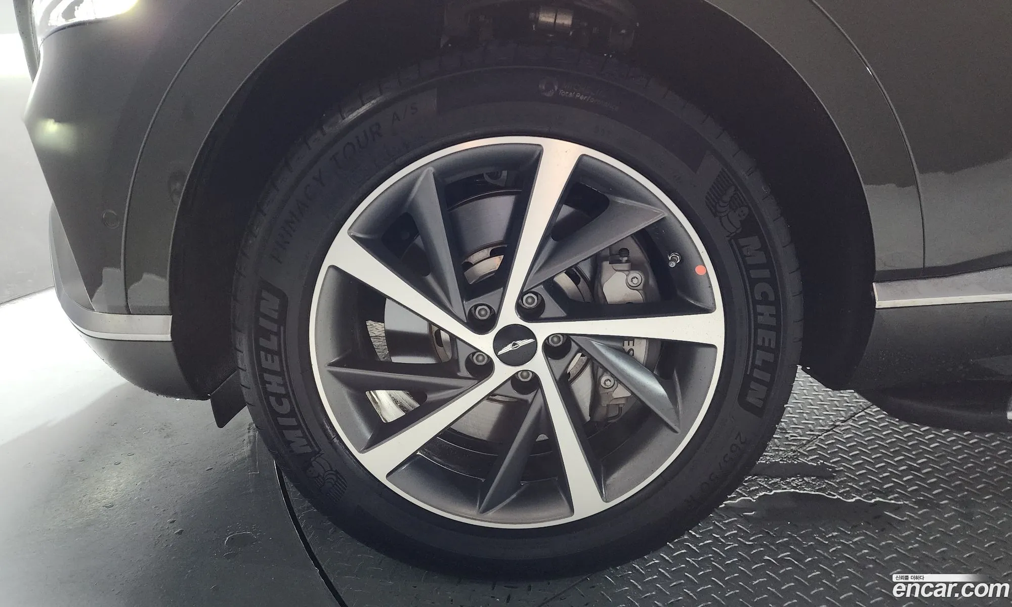 Genesis GV80 2024 KMTHA81BDRU237445 — 3