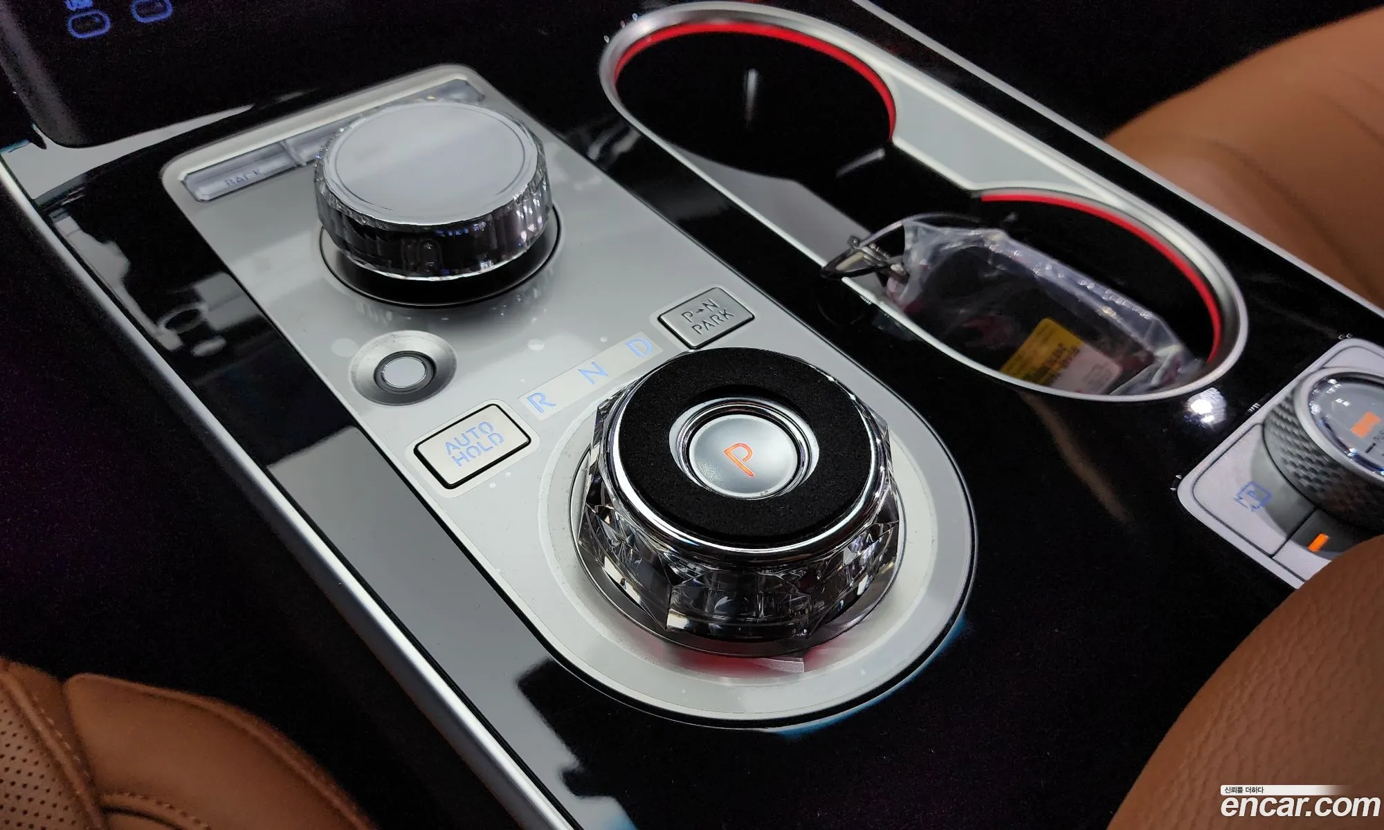 Genesis GV80 2024 KMTHA81BDRU237445 — 2