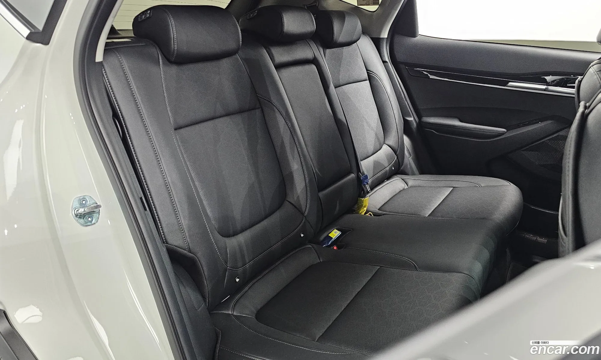 Kia Seltos 2025 KNAET817DTK899802 — 13